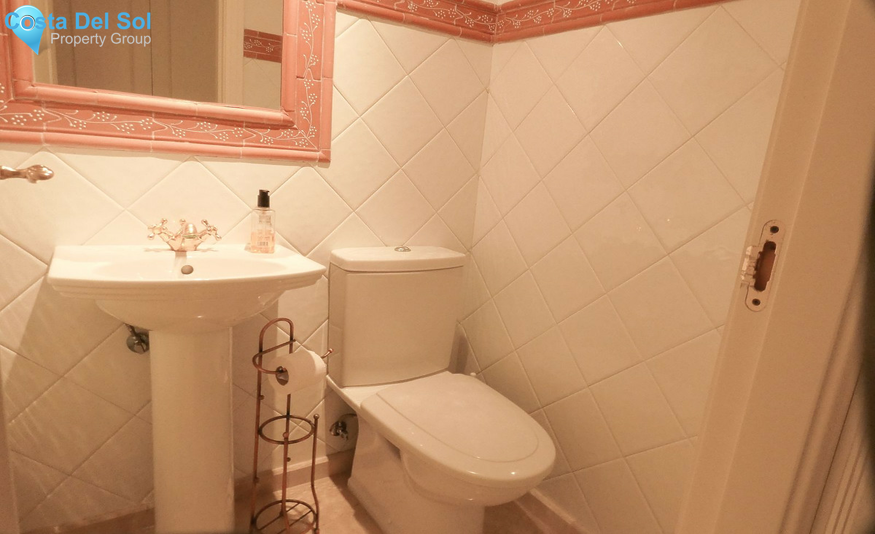 Middle Floor Apartment in Los Monteros-1455127