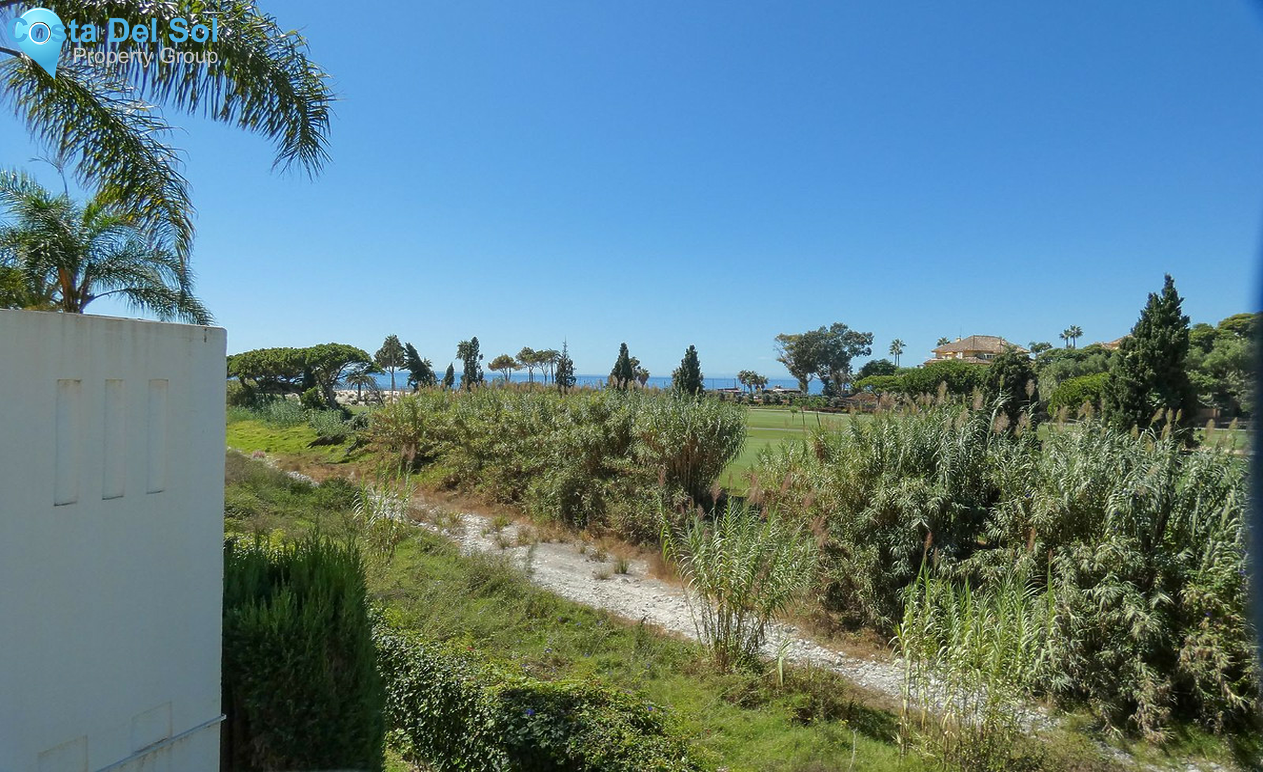Middle Floor Apartment in Los Monteros-1455130