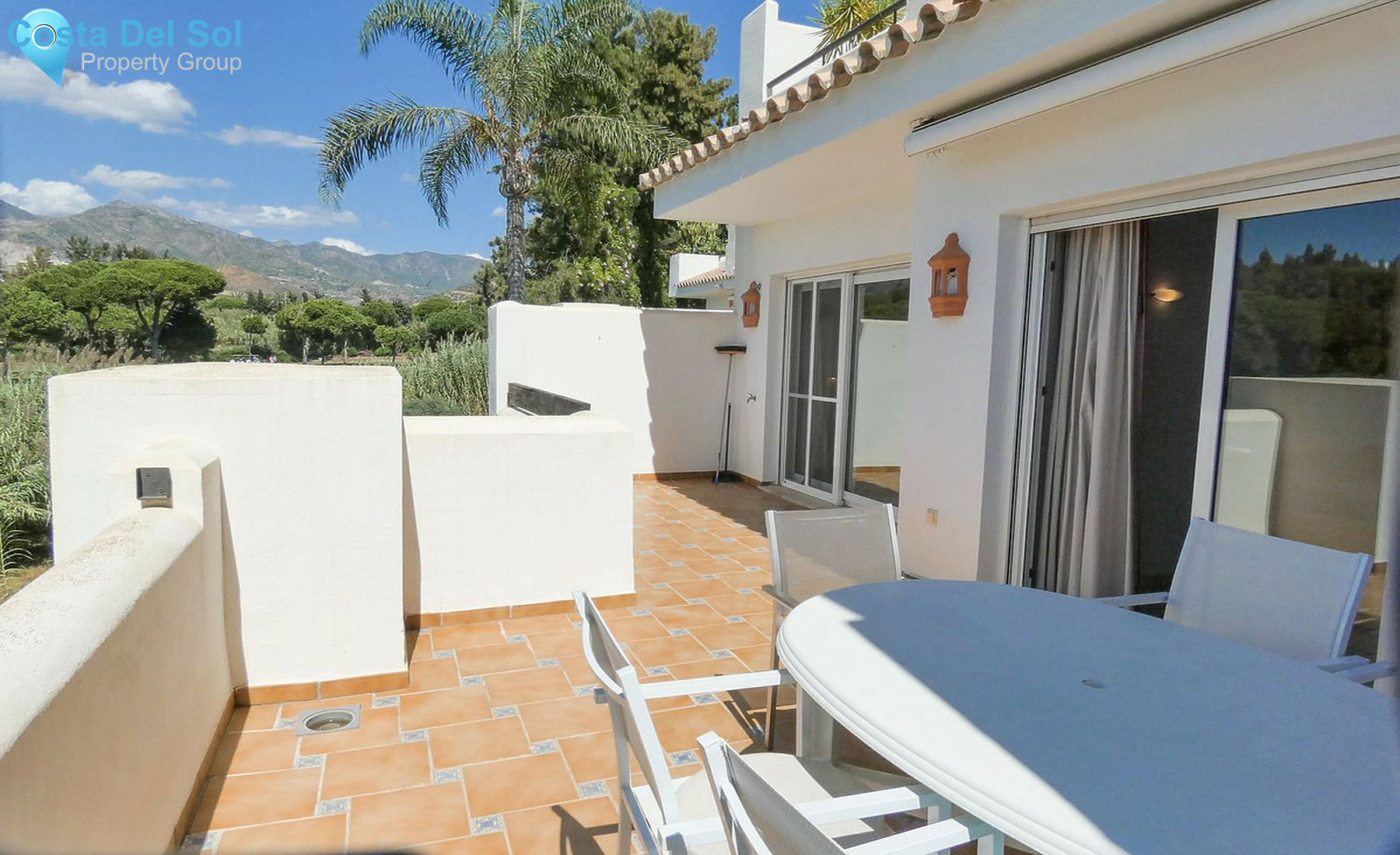 Middle Floor Apartment in Los Monteros-1455114