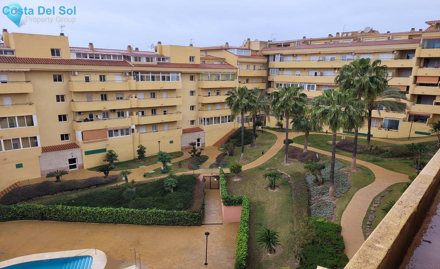 Middle Floor Apartment in Los Pacos-1297441