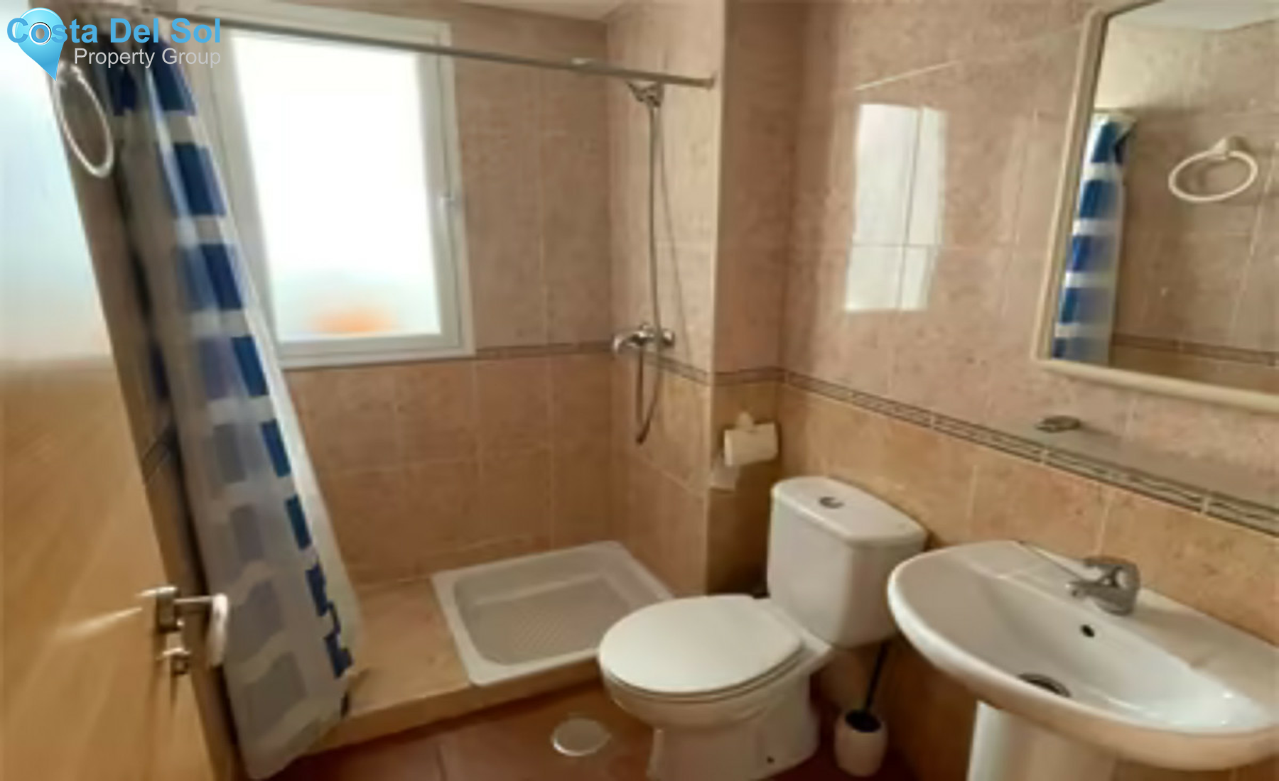 Middle Floor Apartment in Los Pacos-1301415