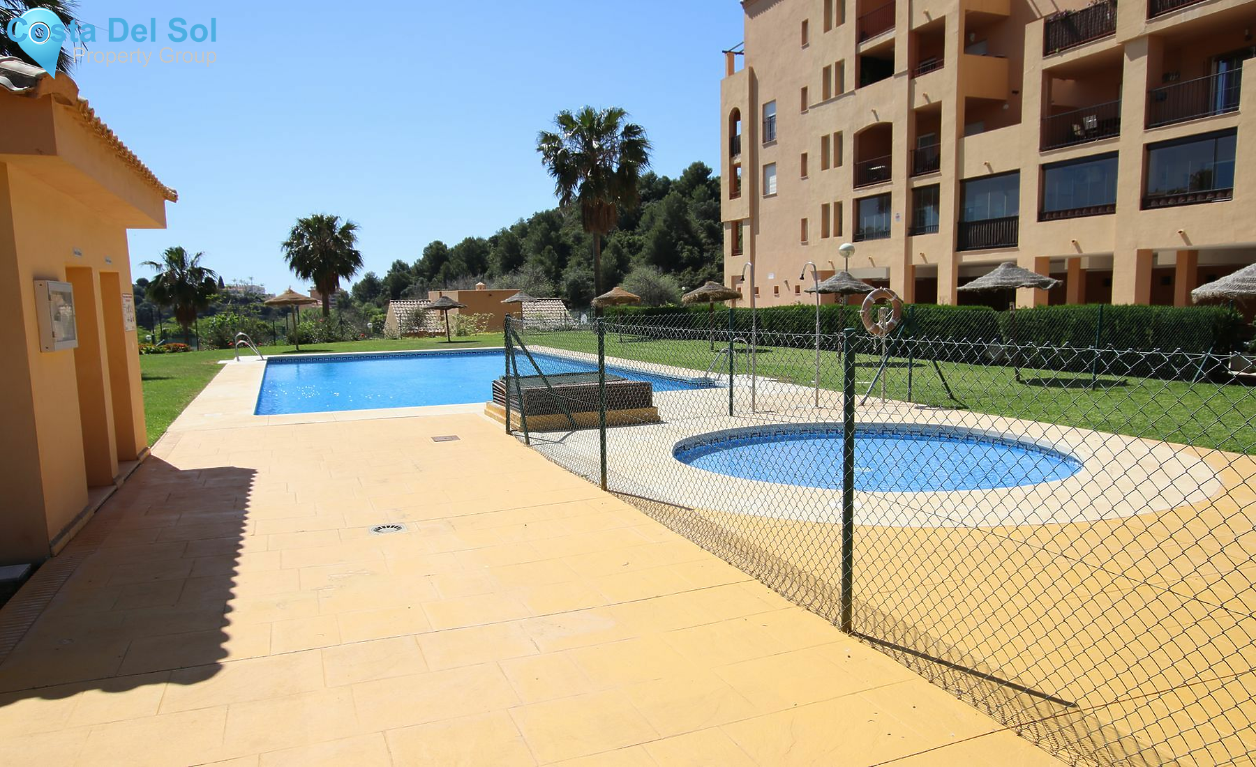 Middle Floor Apartment in Los Pacos-1386542