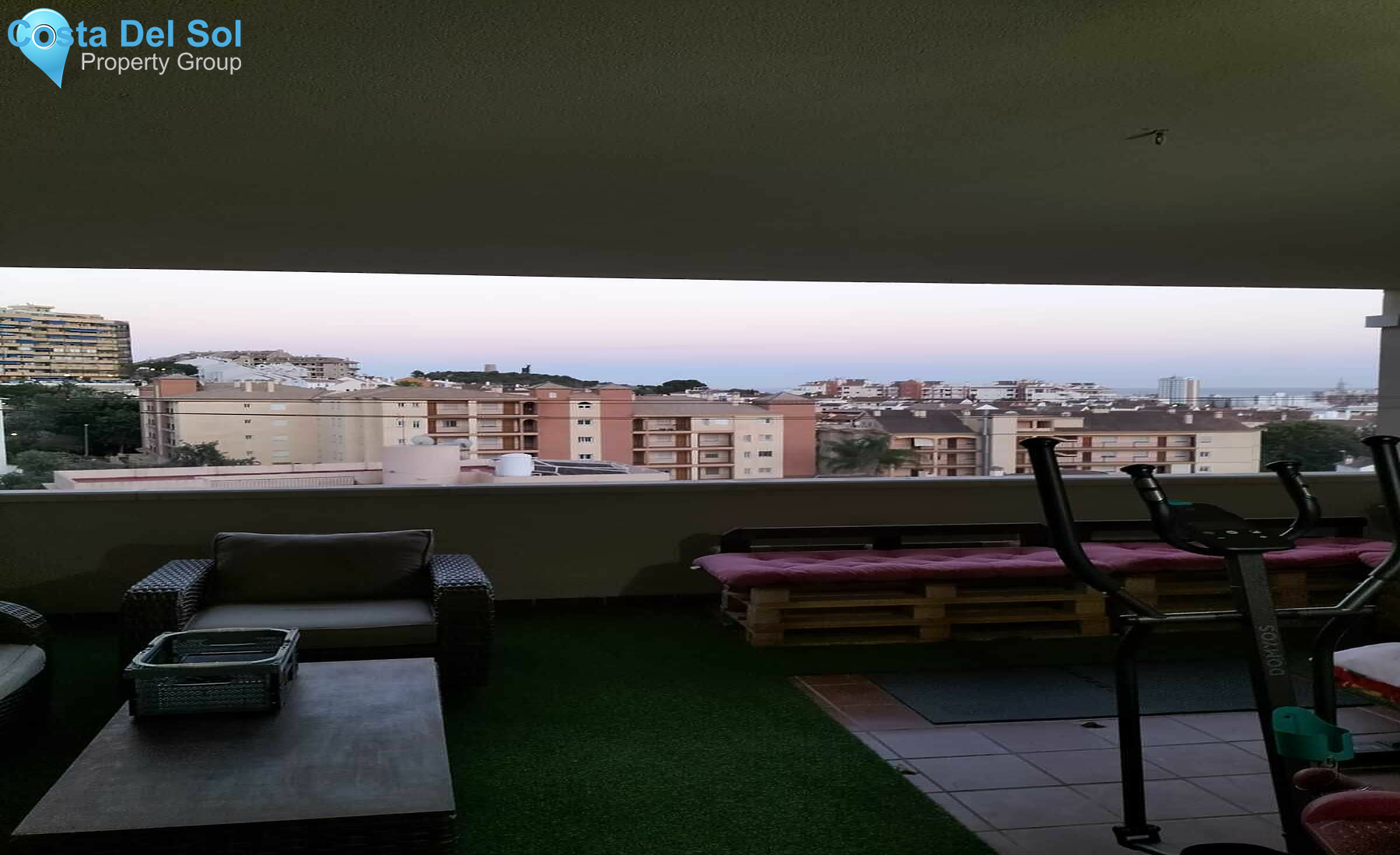 Middle Floor Apartment in Los Pacos