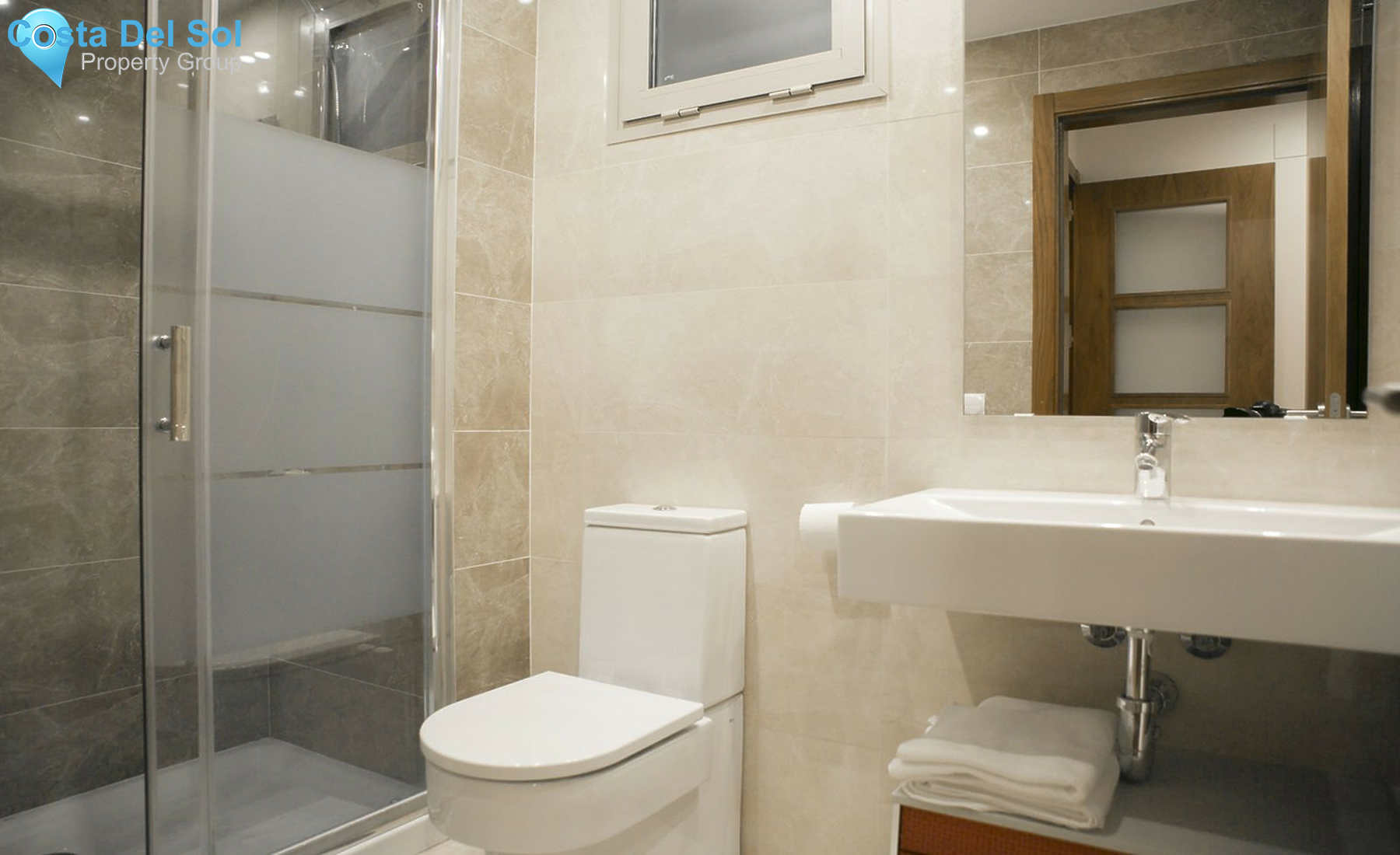 Middle Floor Apartment in Malaga Centro-1256107