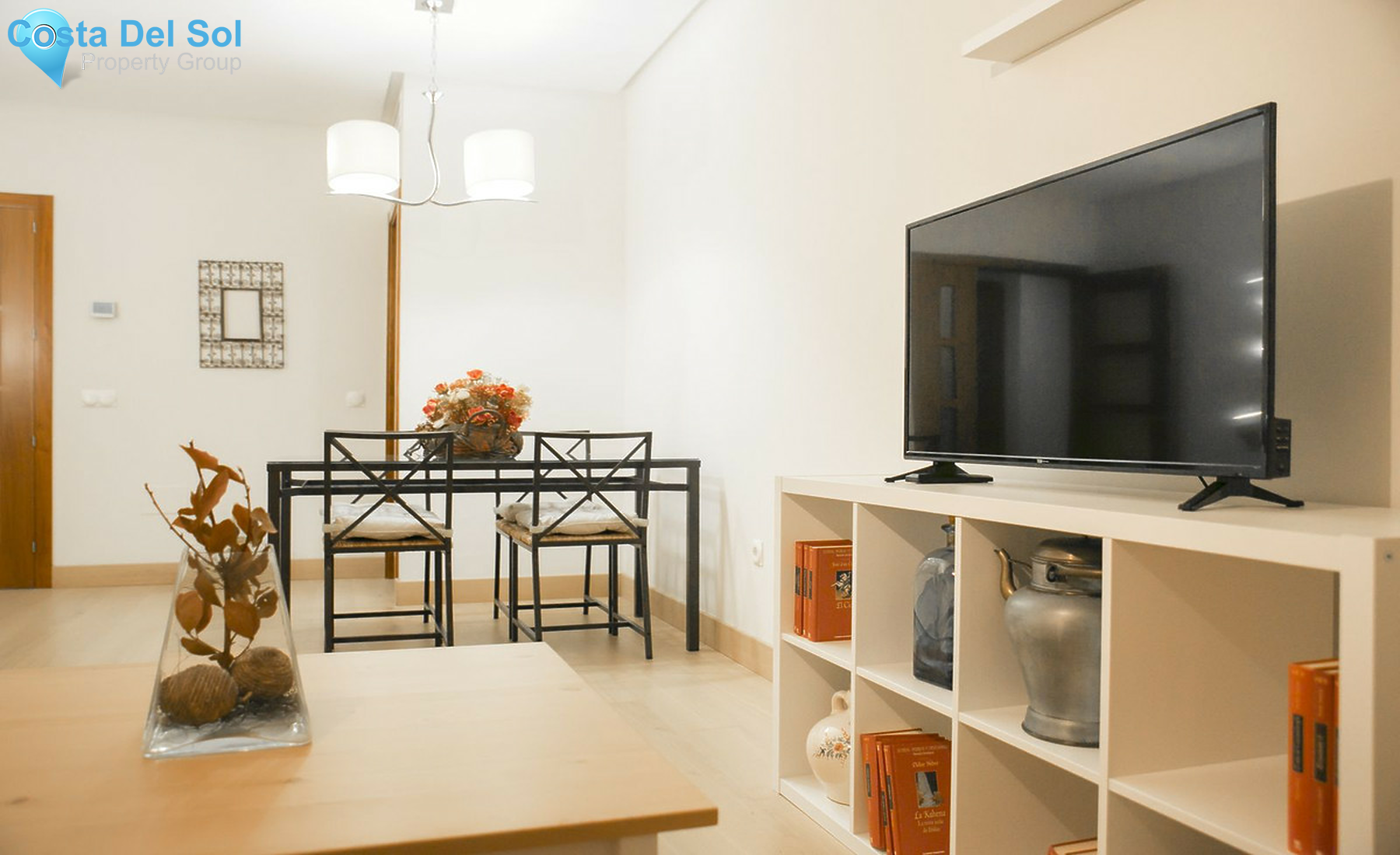 Middle Floor Apartment in Malaga Centro-1256113
