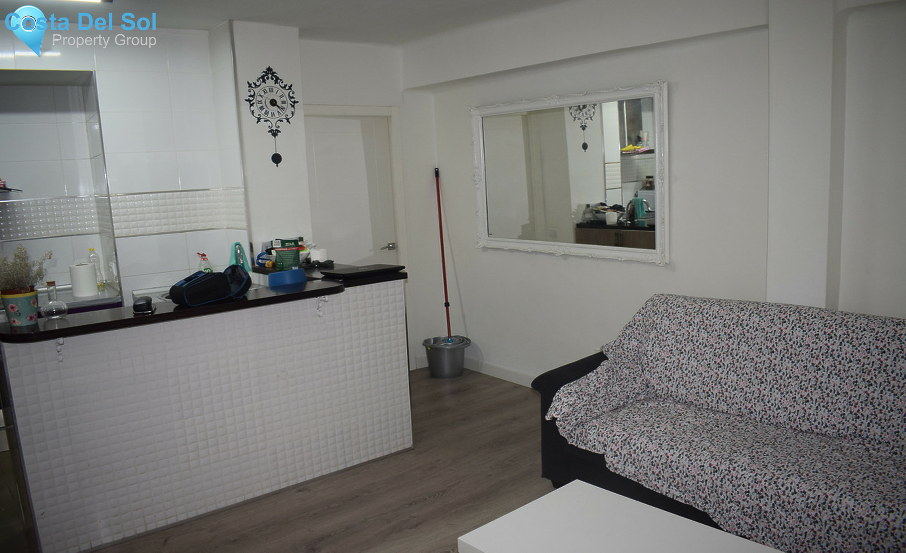 Middle Floor Apartment in Malaga Centro-1290432