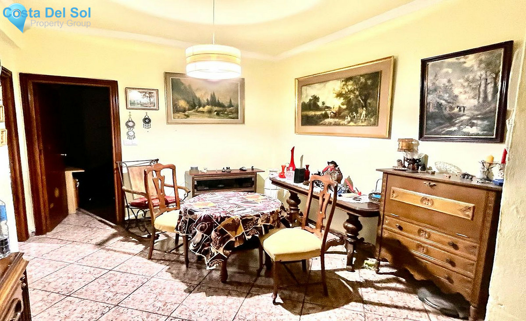 Middle Floor Apartment in Malaga Centro-1537106