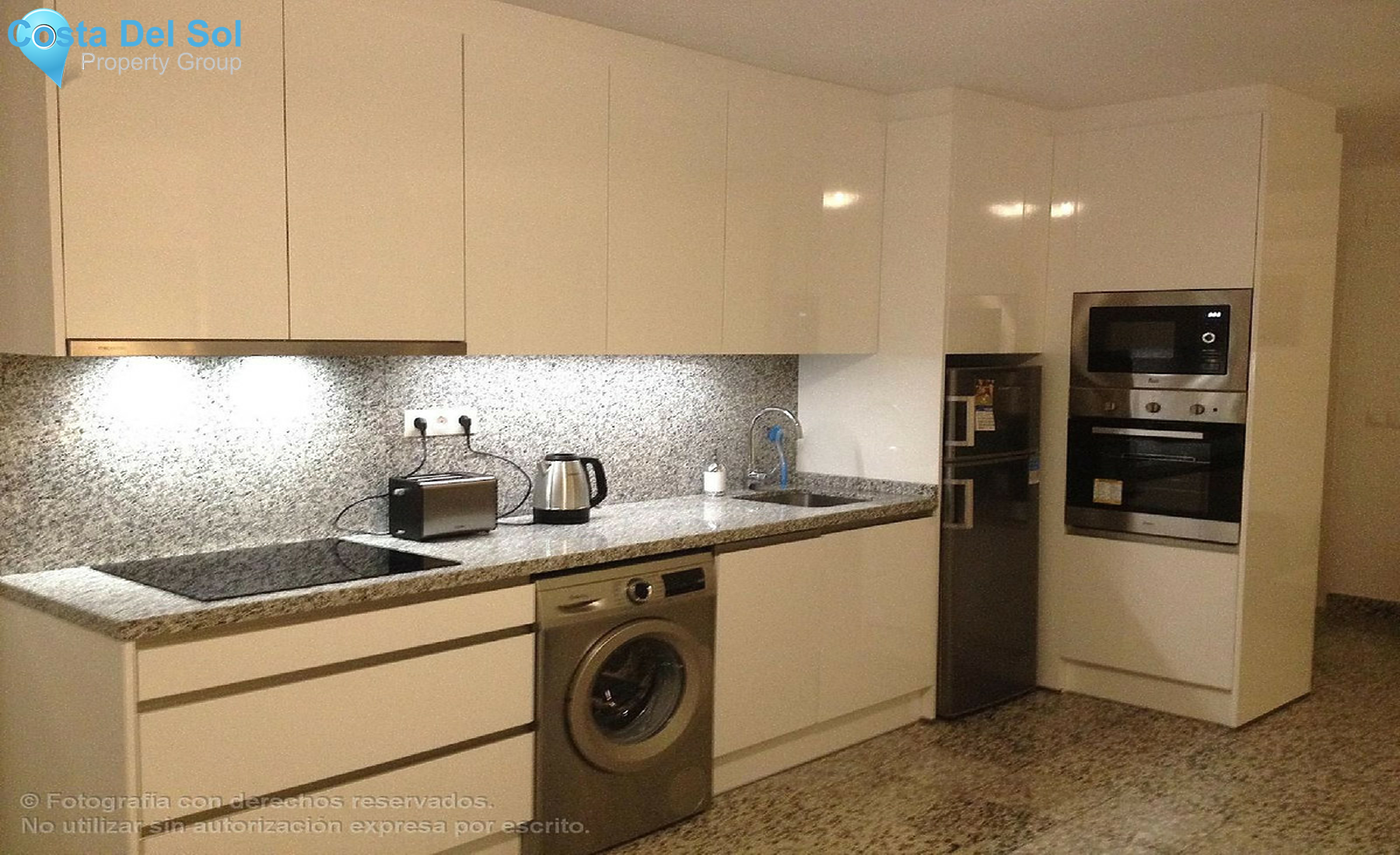 Middle Floor Apartment in Malaga Centro-1537874