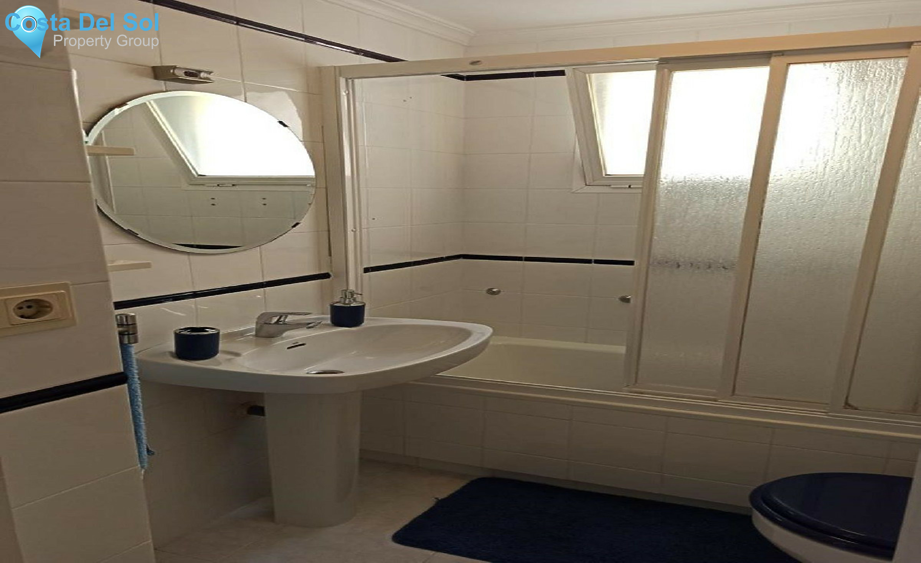 Middle Floor Apartment in Malaga Centro-1543548