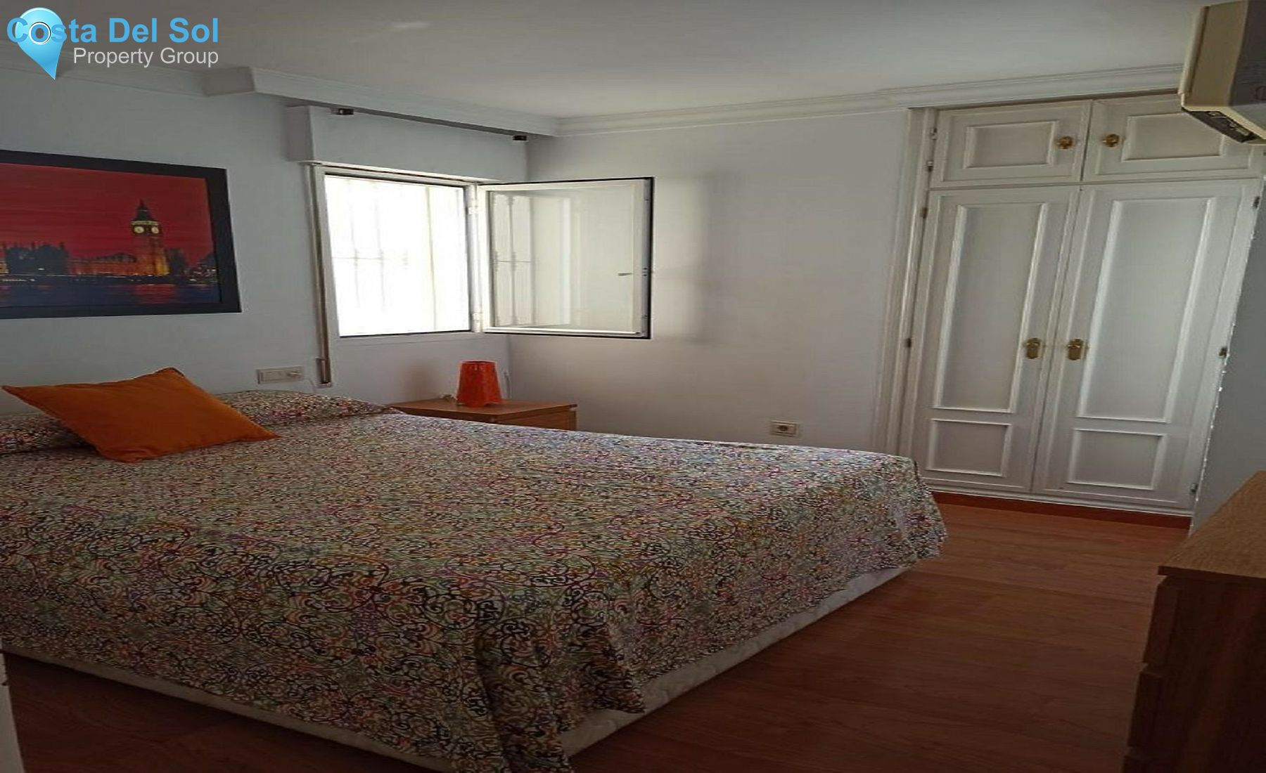 Middle Floor Apartment in Malaga Centro-1543538