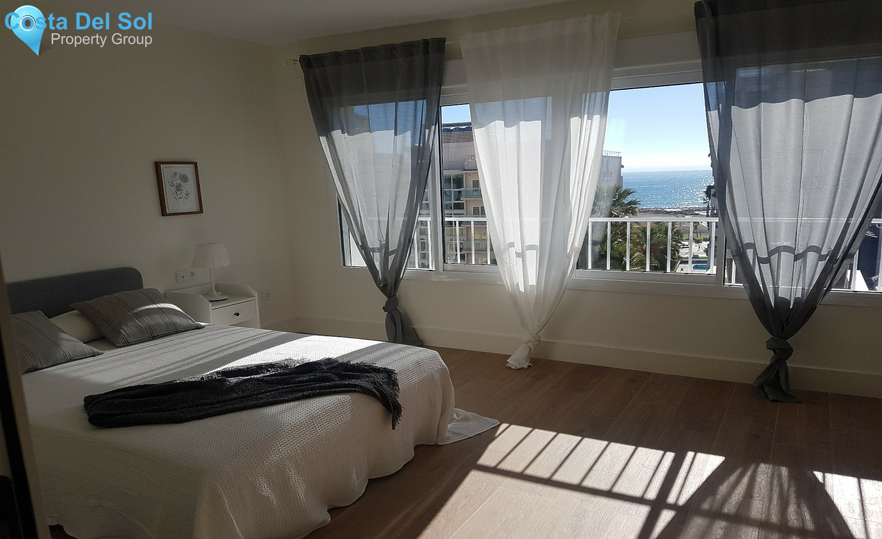 Middle Floor Apartment in Malaga Este-1376436