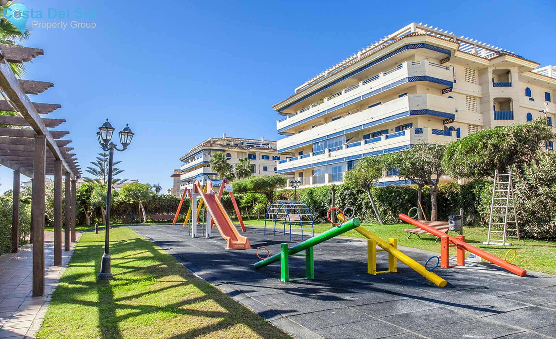 Middle Floor Apartment in San Luis de Sabinillas-699141