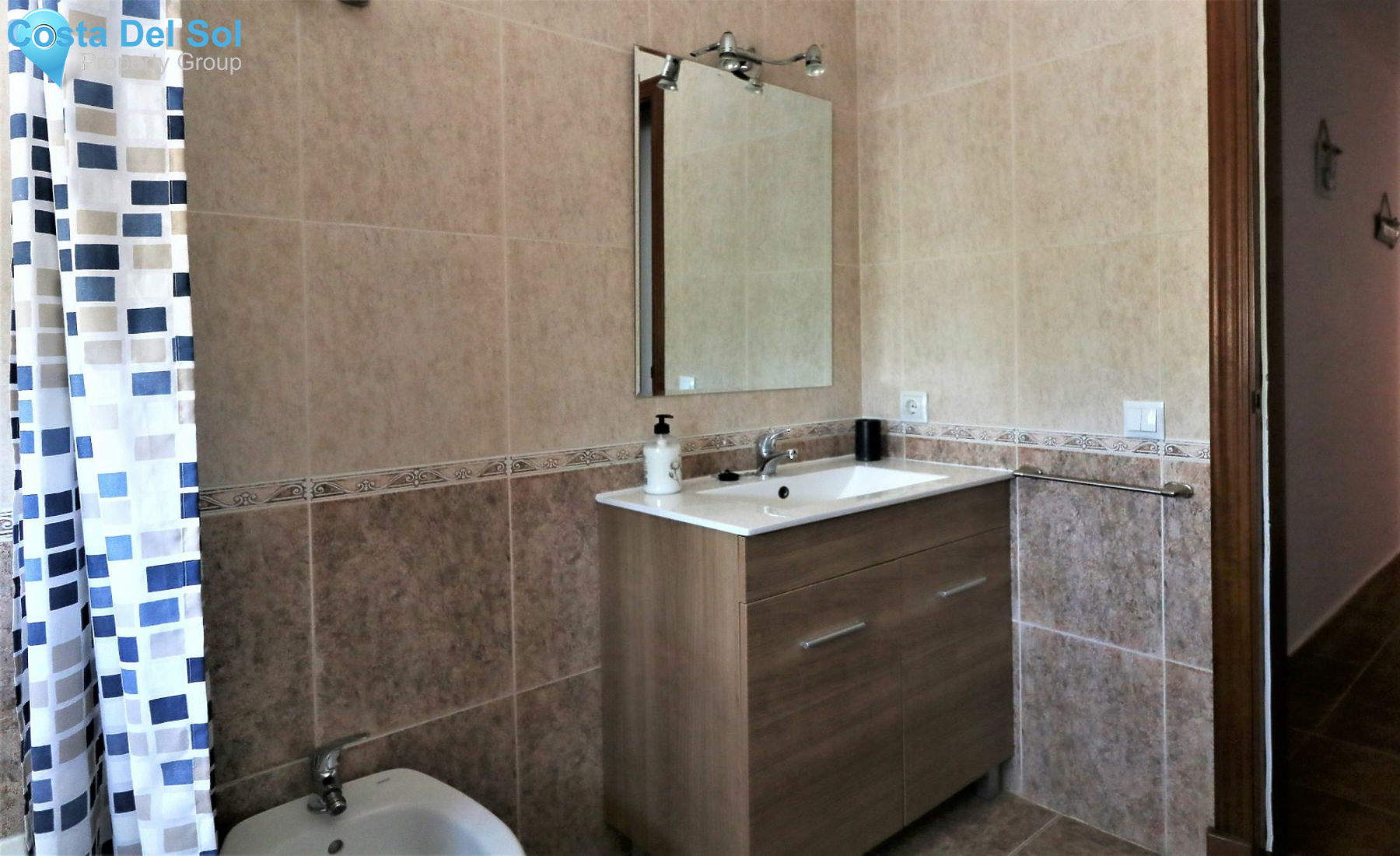 Middle Floor Apartment in Manilva-1215508