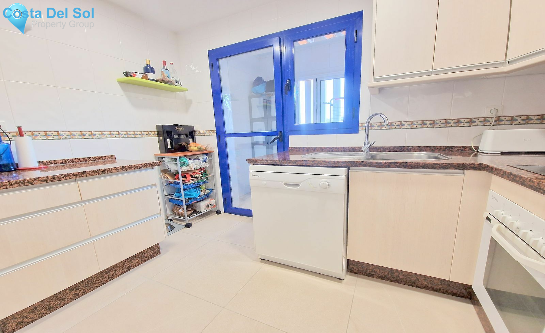 Middle Floor Apartment in Manilva-1428971