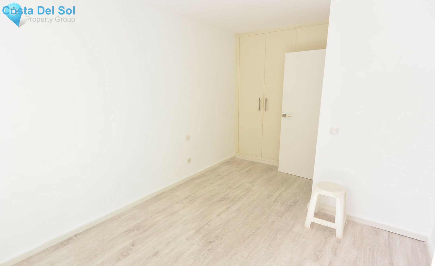 Middle Floor Apartment in Marbella-1243934