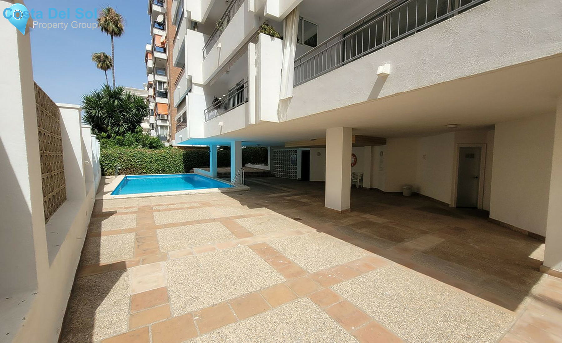 Middle Floor Apartment in Marbella-1243937