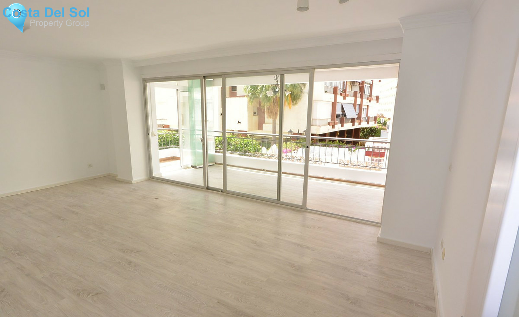 Middle Floor Apartment in Marbella-1243926