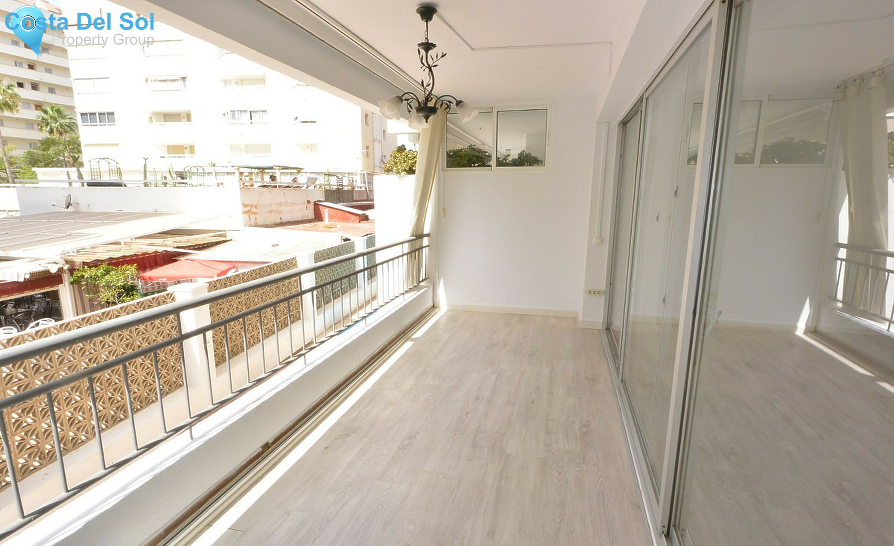 Middle Floor Apartment in Marbella-1243927