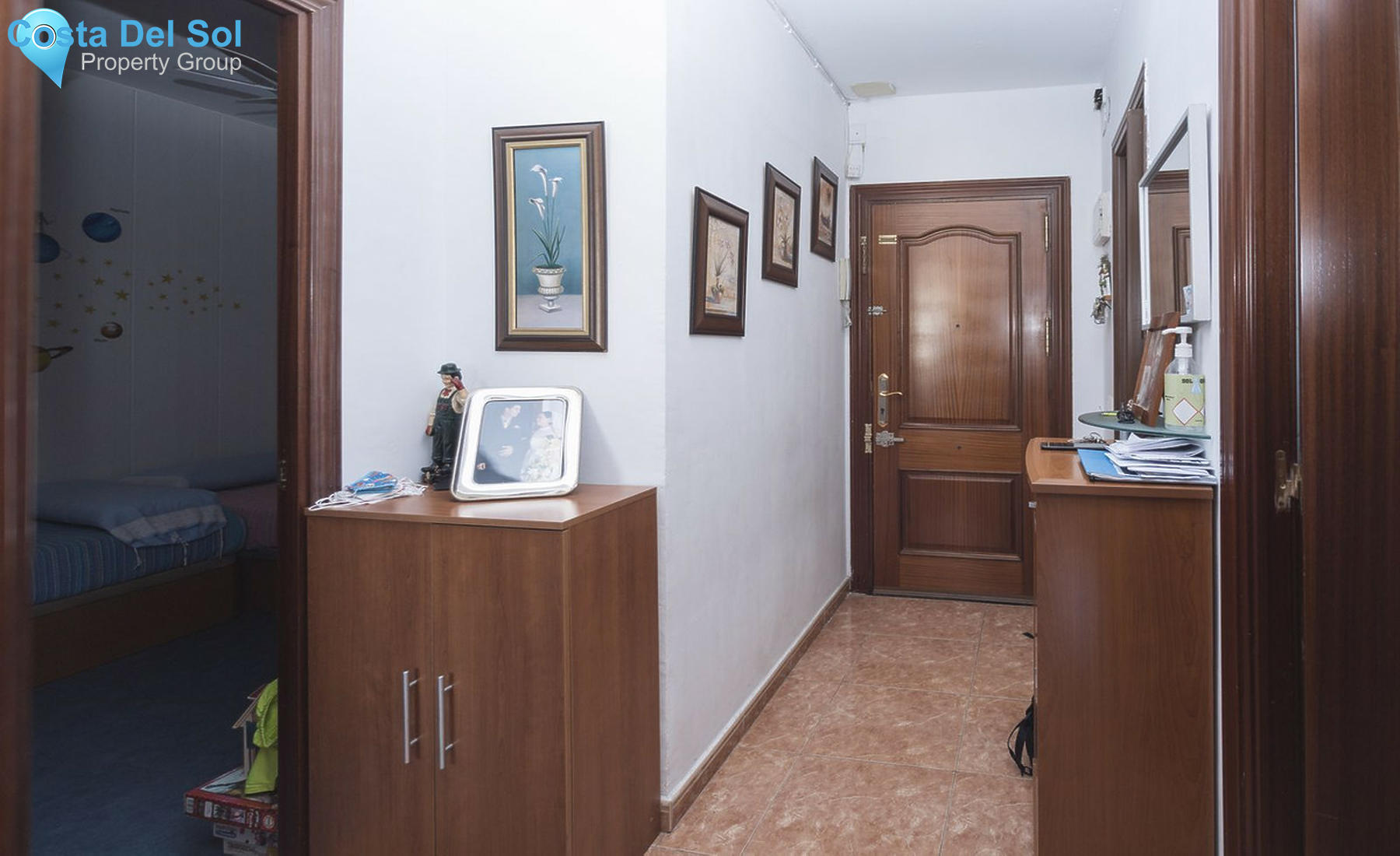 Middle Floor Apartment in Marbella-1268155