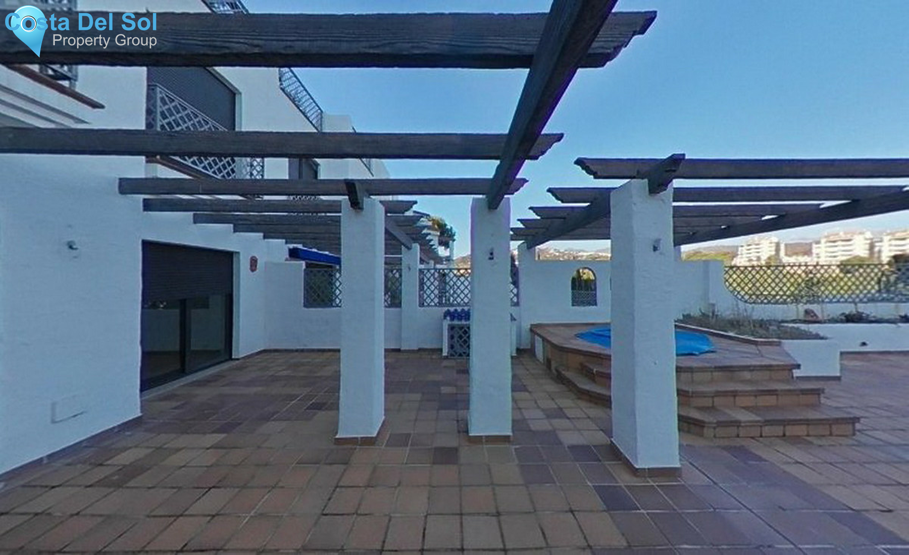 Middle Floor Apartment in Marbella-1285677
