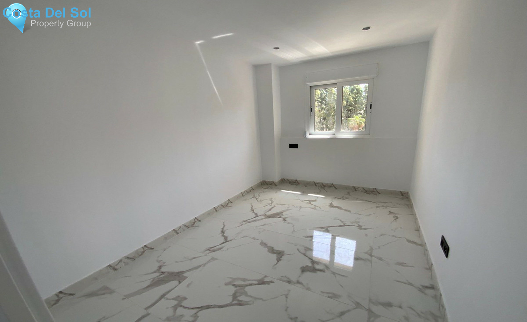 Middle Floor Apartment in Marbella-1287963