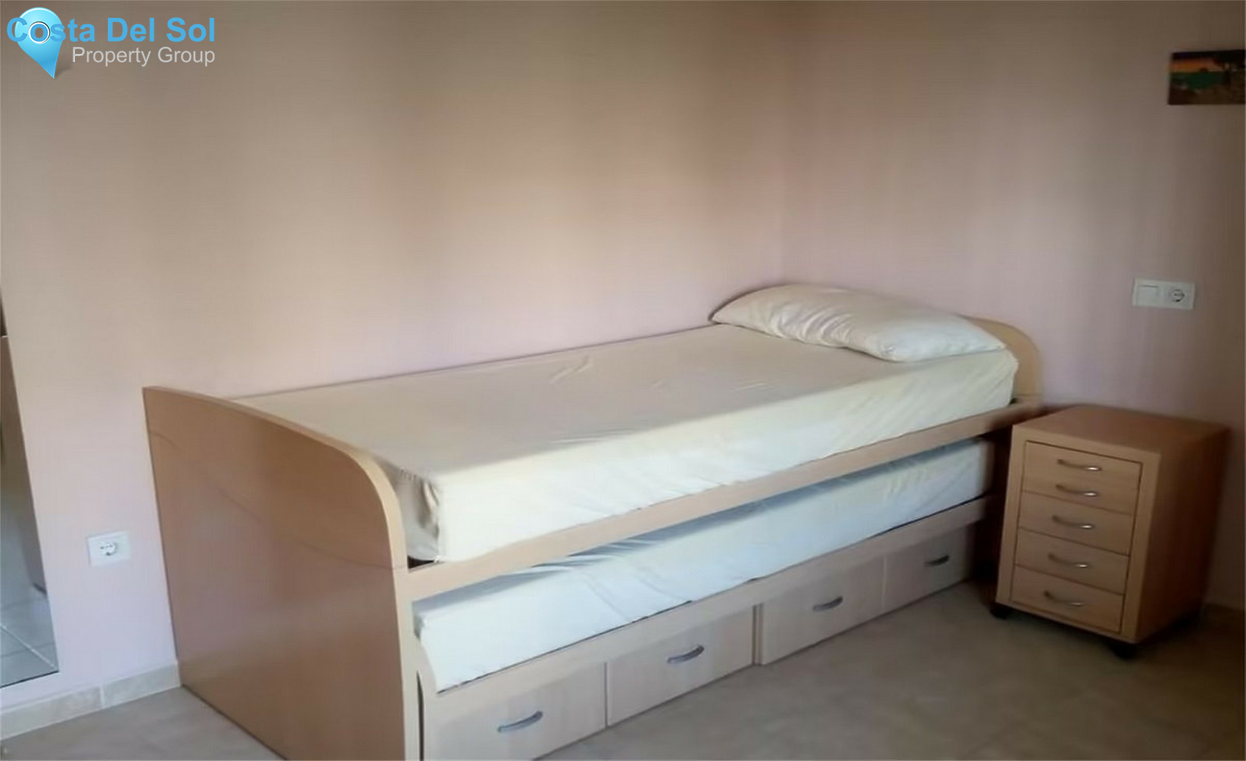Middle Floor Apartment in Marbella-1290458