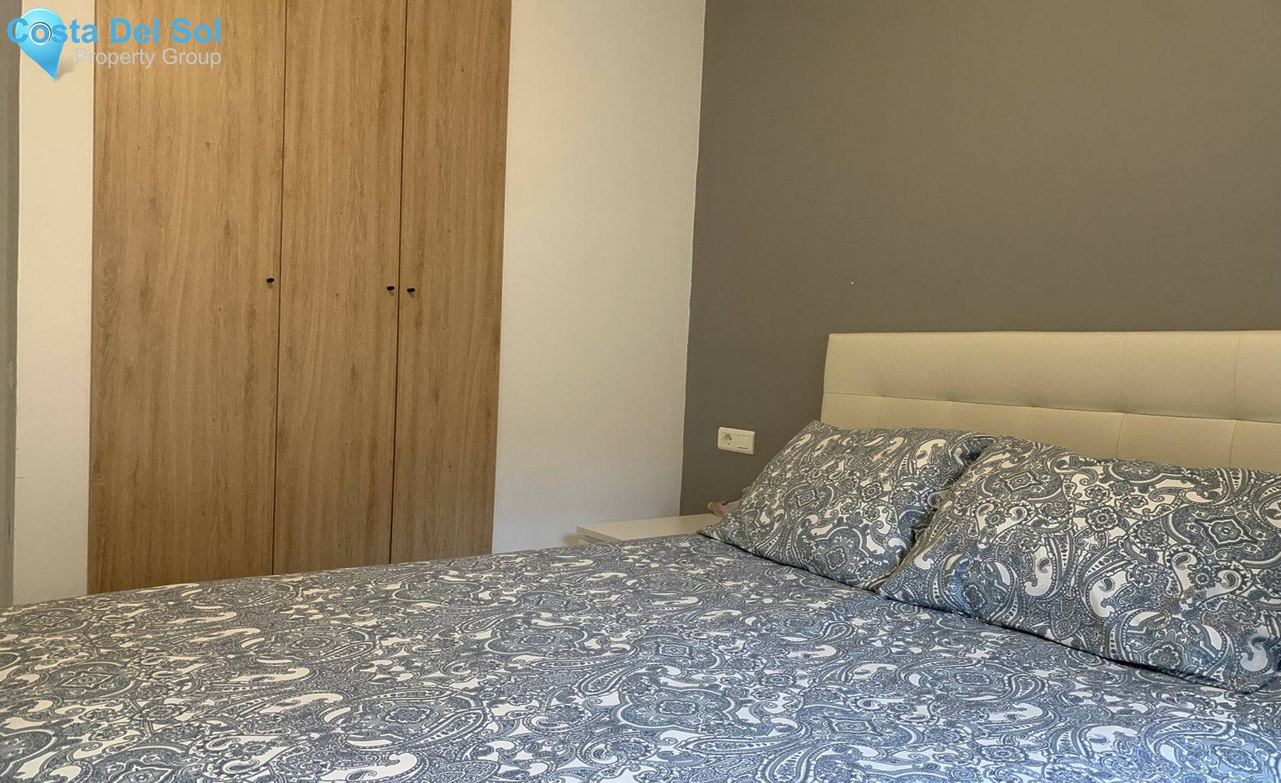 Middle Floor Apartment in Marbella-1301382