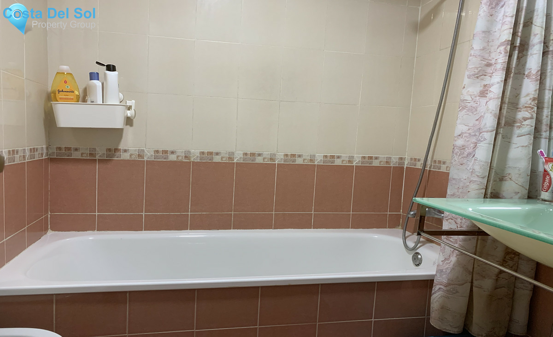 Middle Floor Apartment in Marbella-1301386