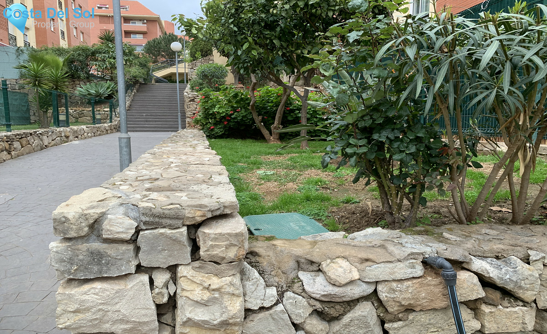 Middle Floor Apartment in Marbella-1301388