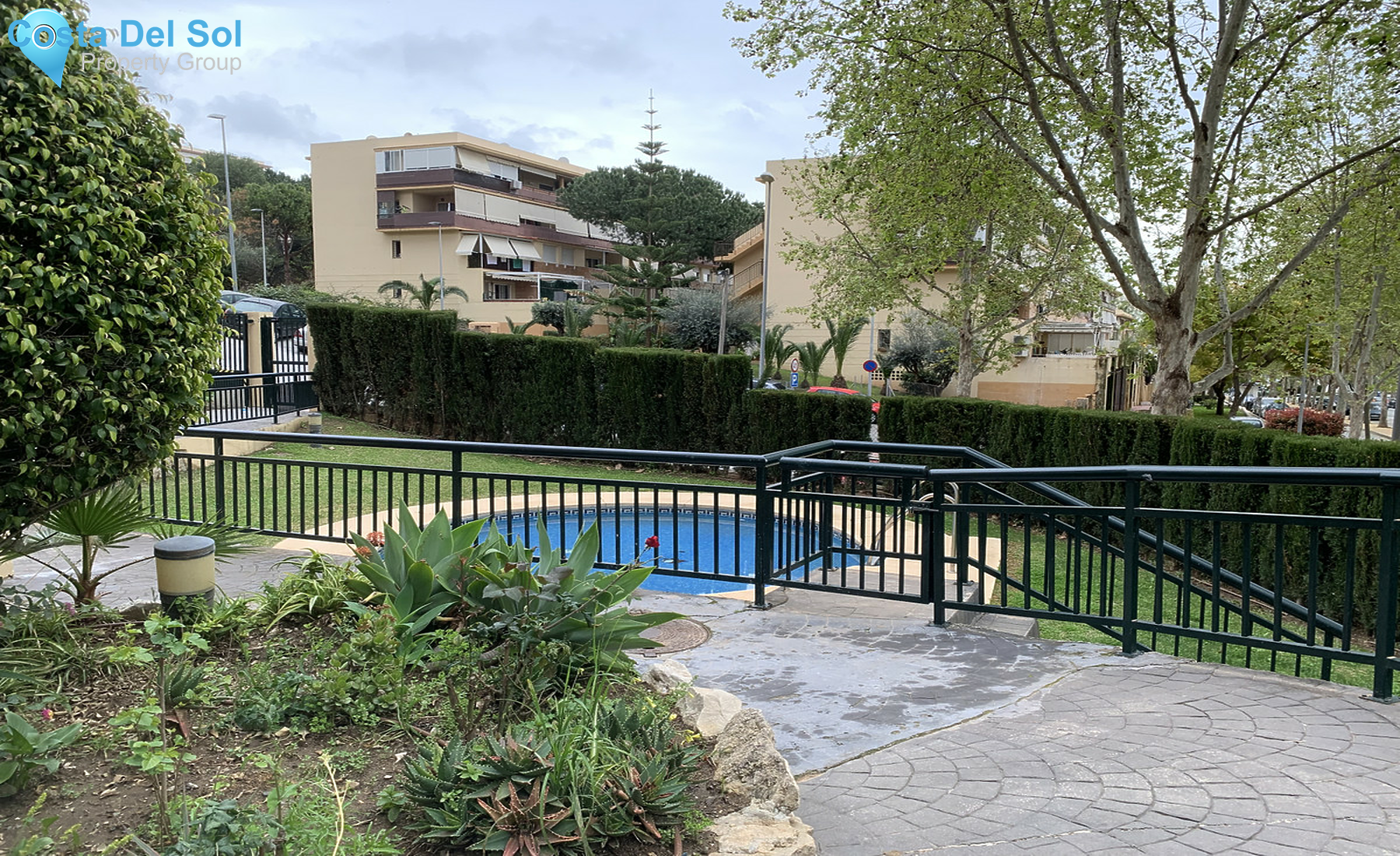Middle Floor Apartment in Marbella-1301373