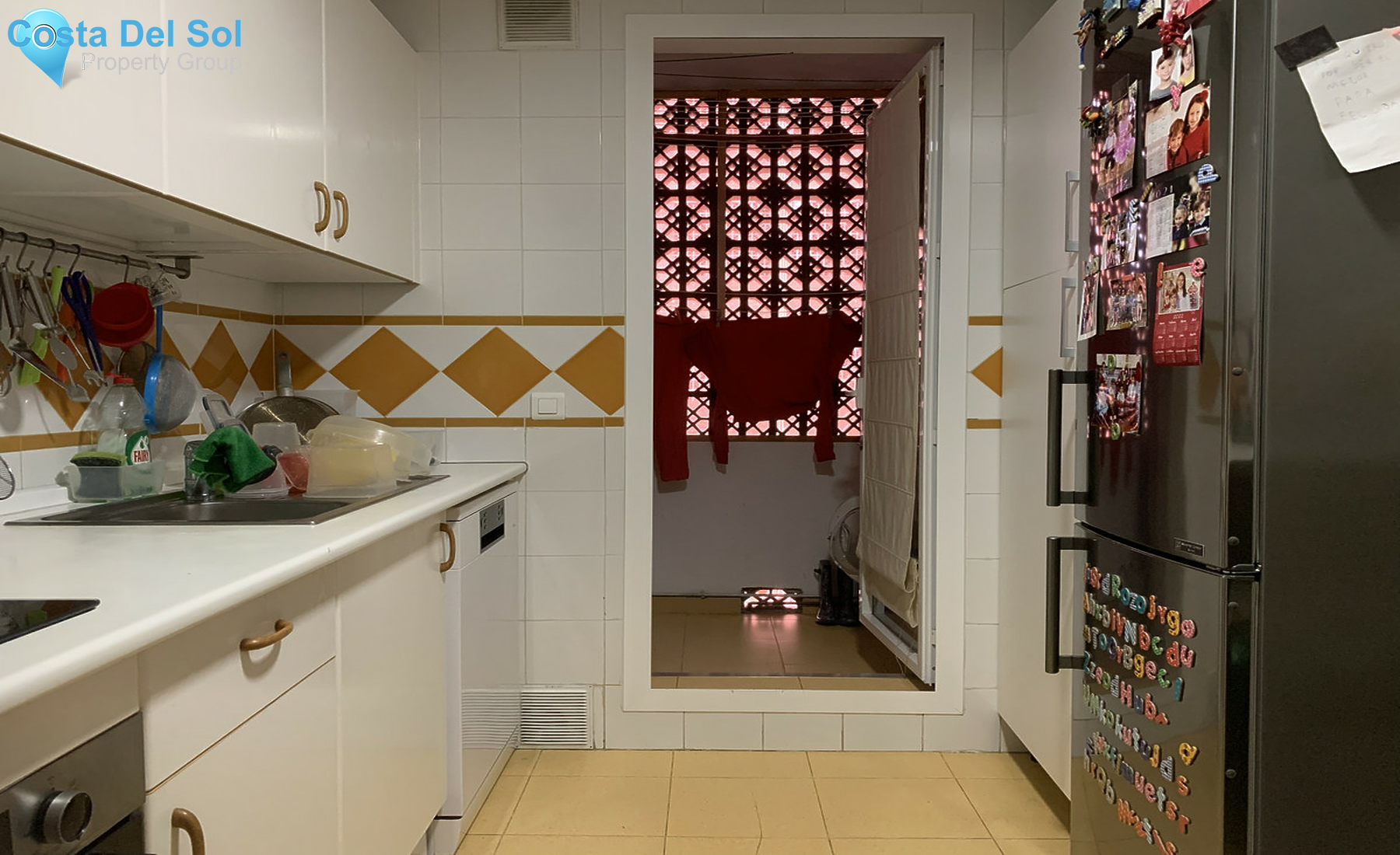 Middle Floor Apartment in Marbella-1301378