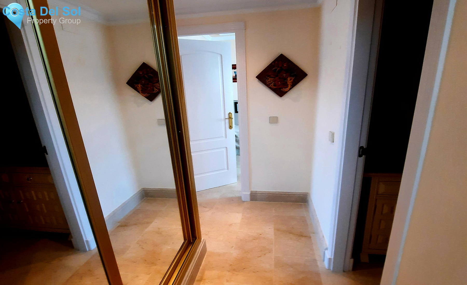 Middle Floor Apartment in Marbella
