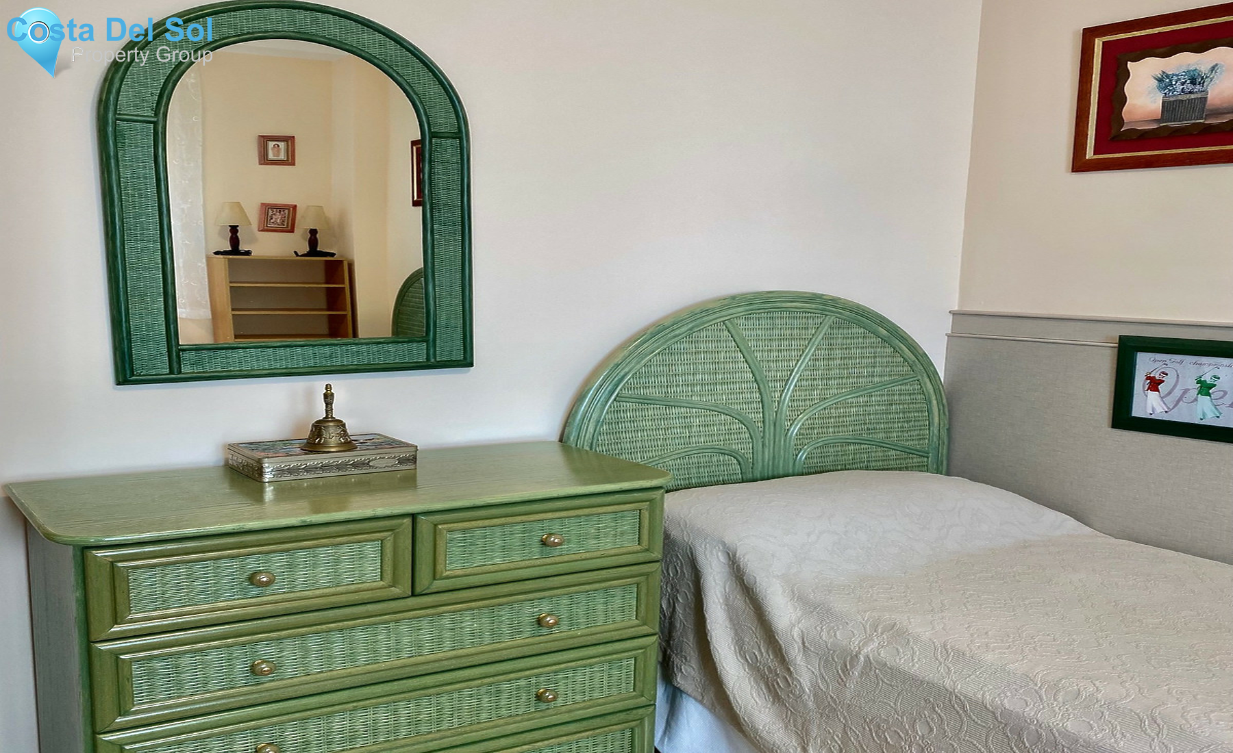 Middle Floor Apartment in Marbella-1318928