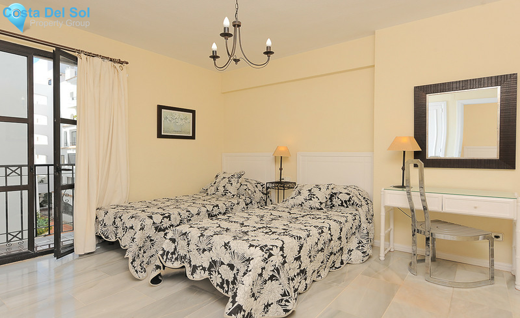 Middle Floor Apartment in Marbella-1350862