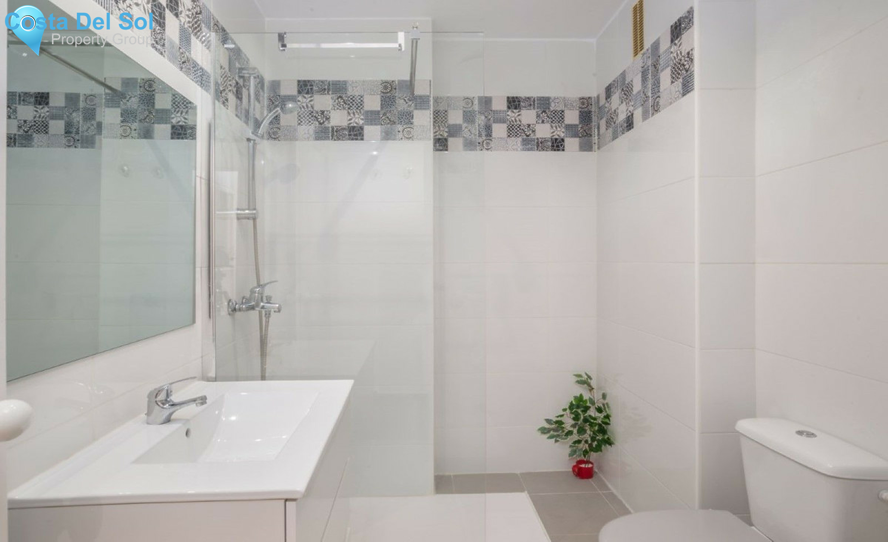 Middle Floor Apartment in Marbella-1370814