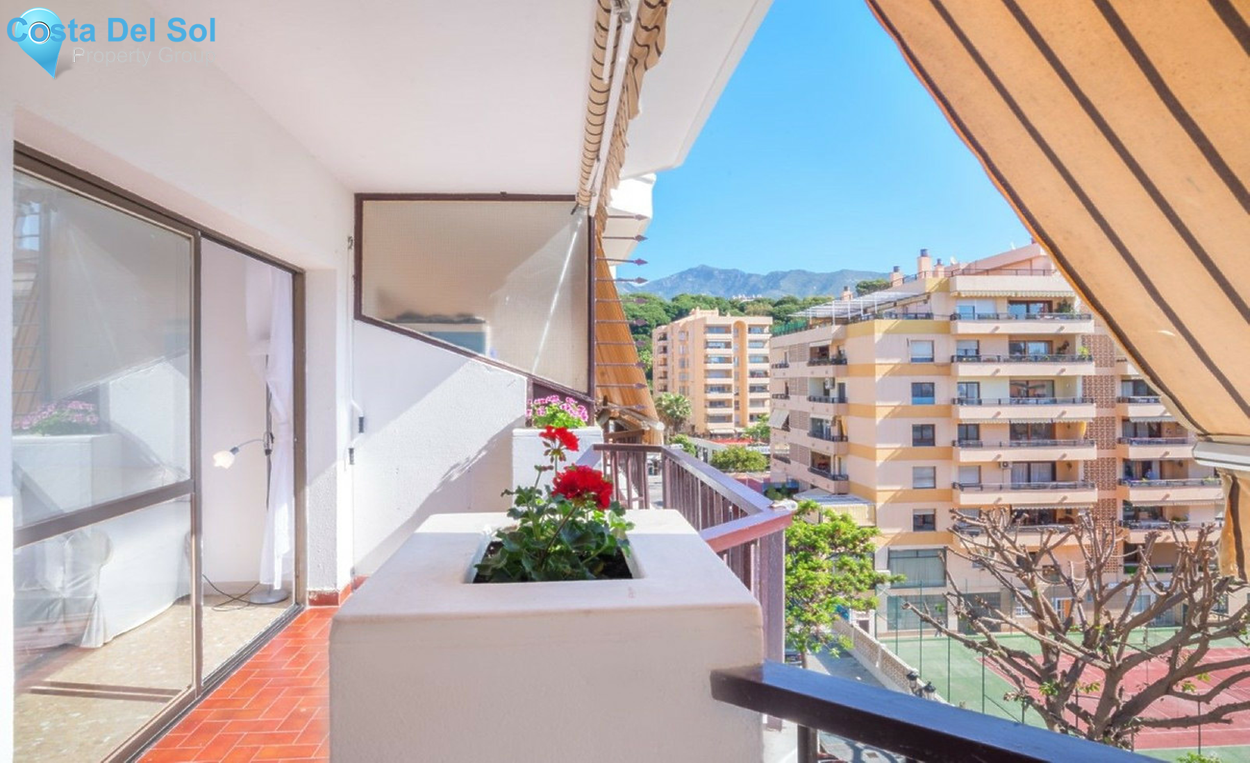 Middle Floor Apartment in Marbella-1370818