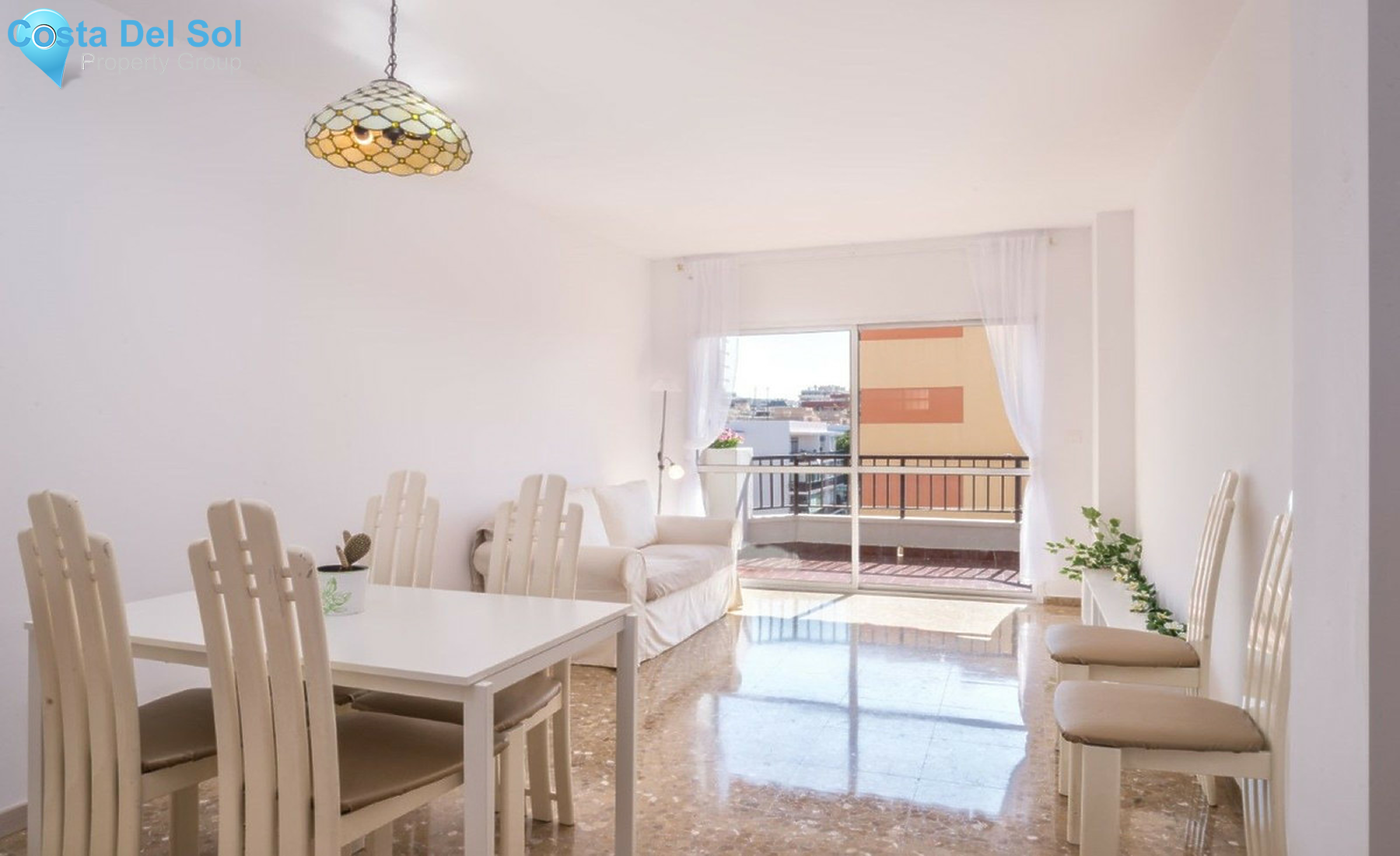 Middle Floor Apartment in Marbella-1370808