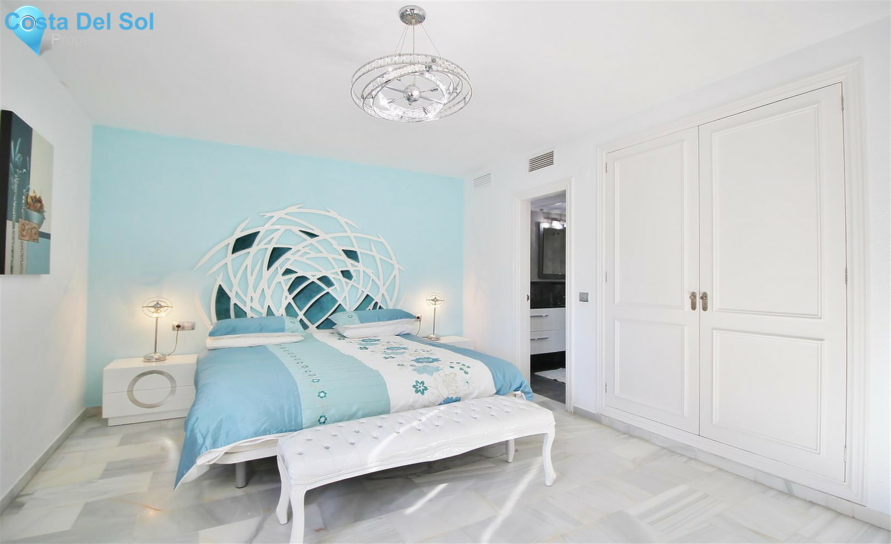 Middle Floor Apartment in Marbella-1377263