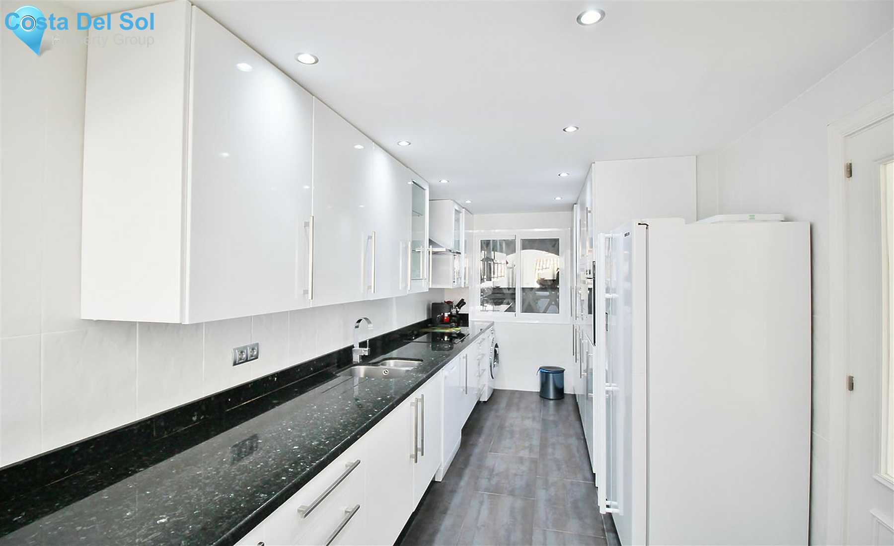 Middle Floor Apartment in Marbella-1377265