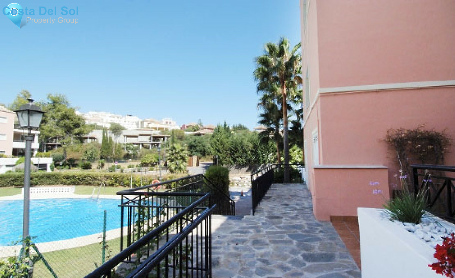 Middle Floor Apartment in Marbella-1435295