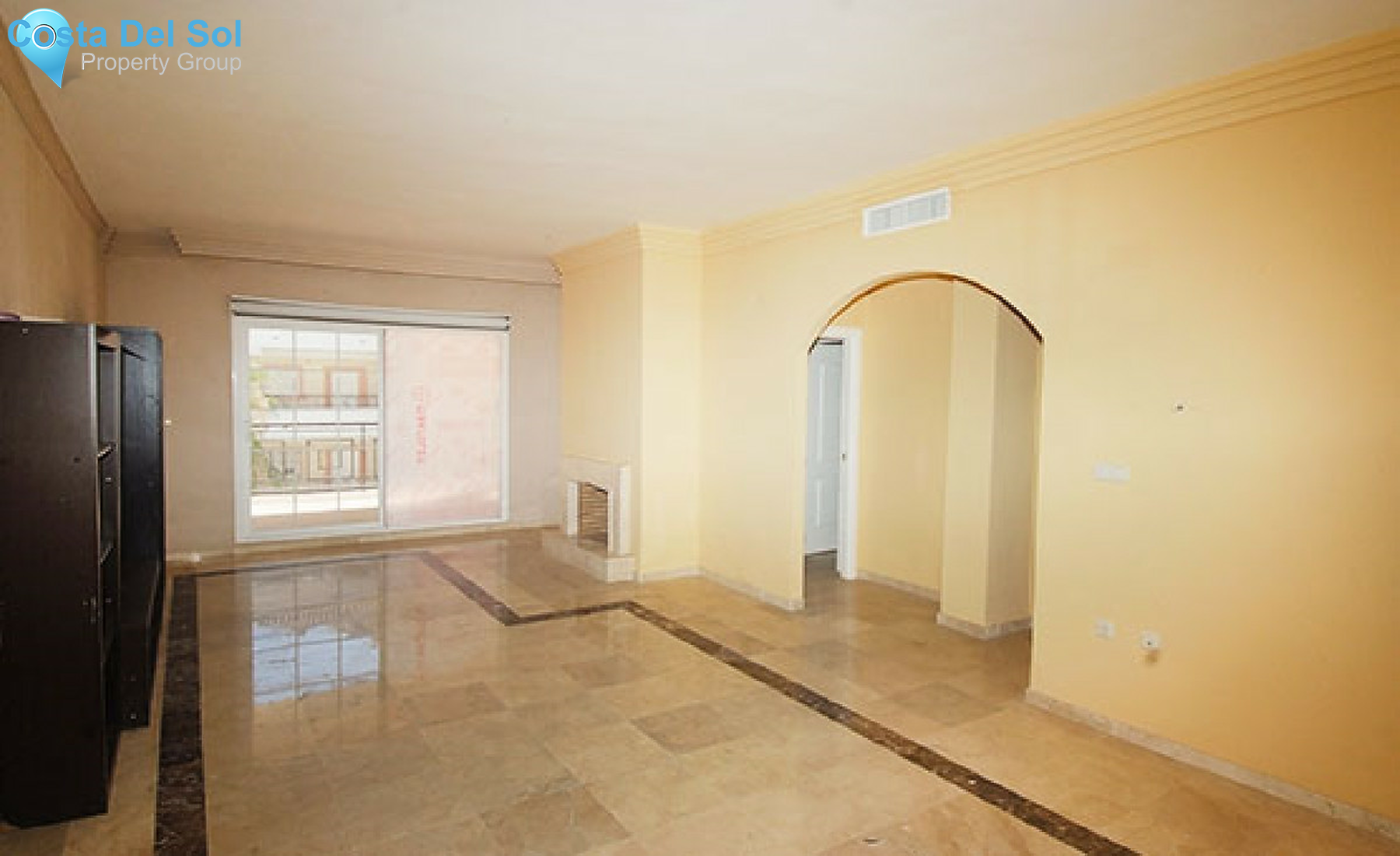 Middle Floor Apartment in Marbella-1435282
