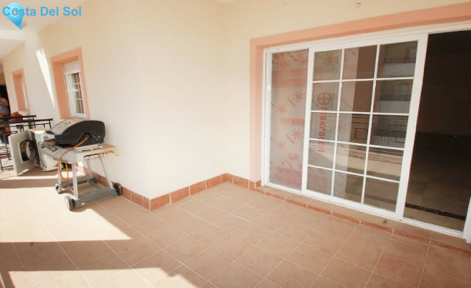 Middle Floor Apartment in Marbella-1435283