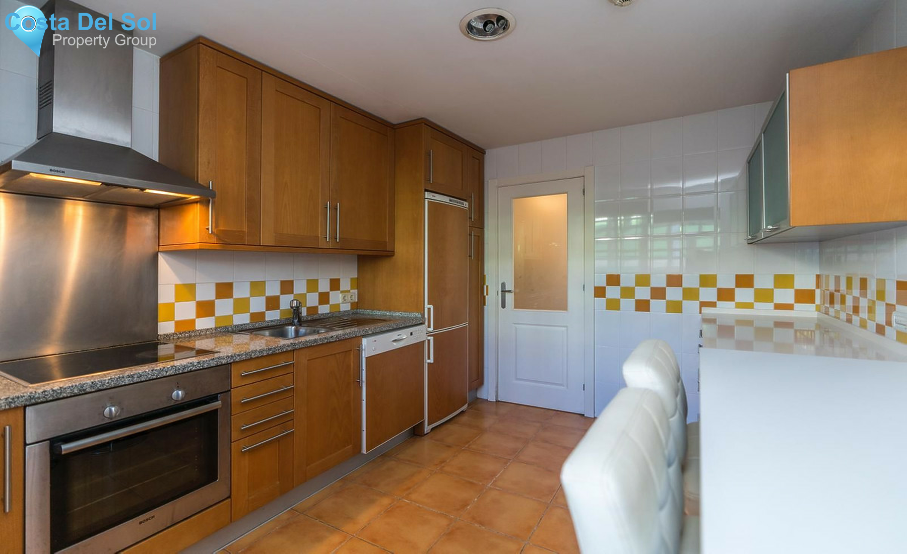 Middle Floor Apartment in Marbella-1436178