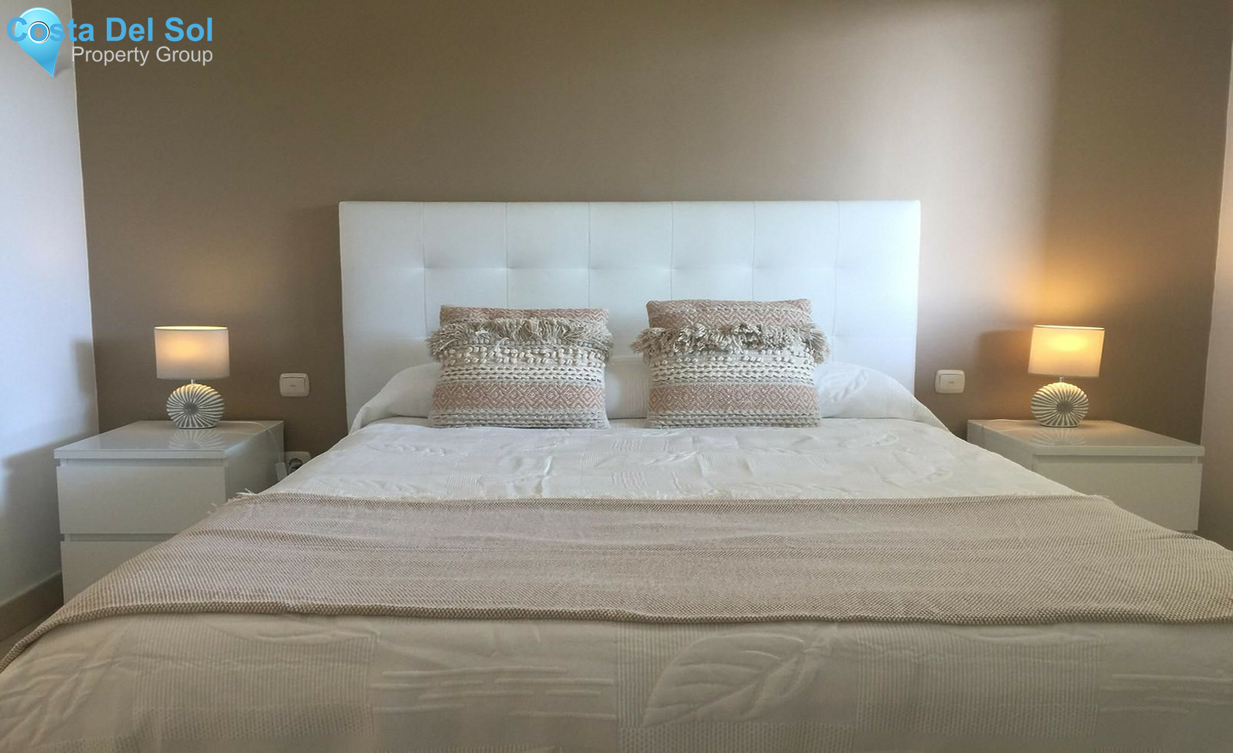Middle Floor Apartment in Marbella-1436179