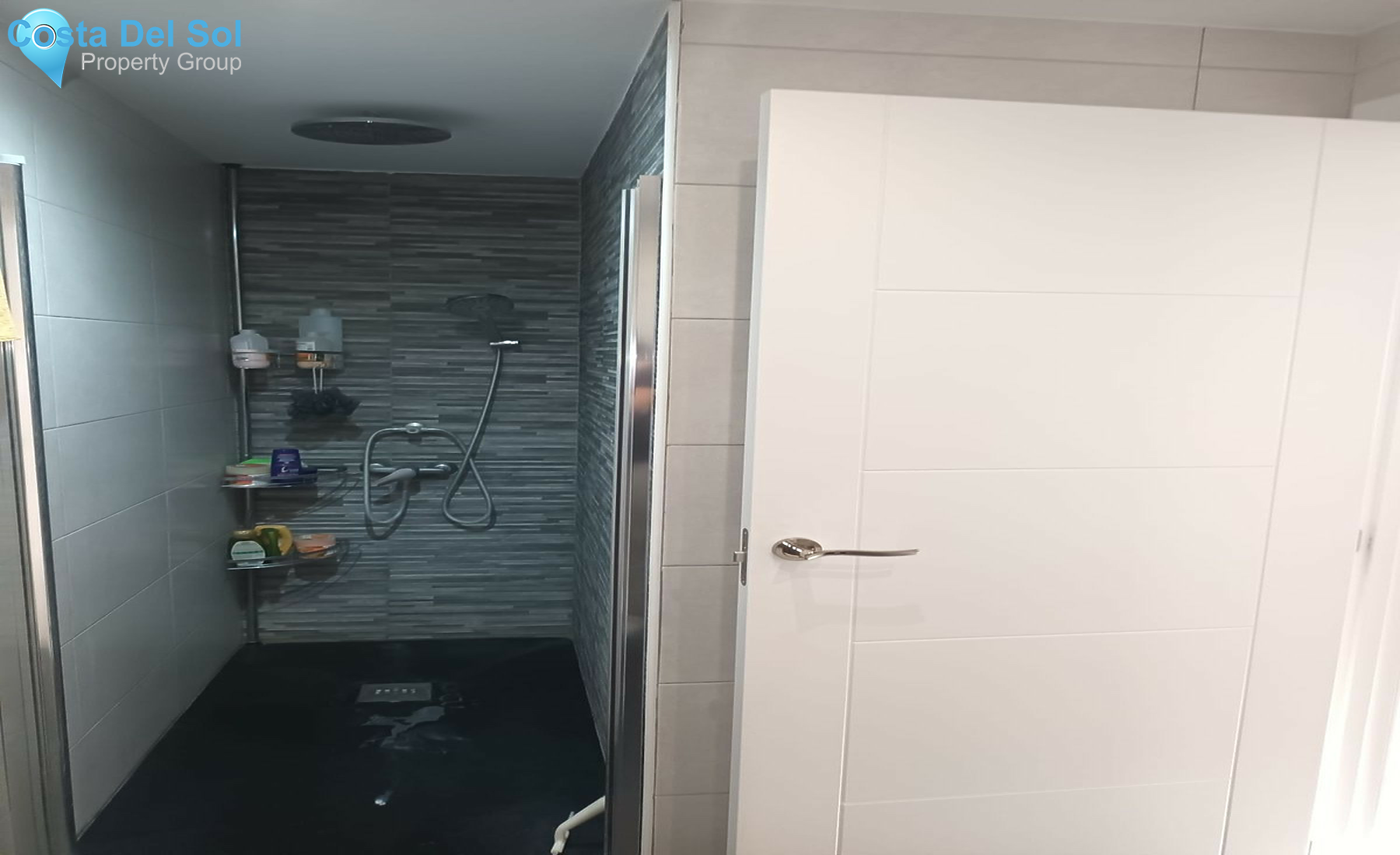 Middle Floor Apartment in Marbella-1476040