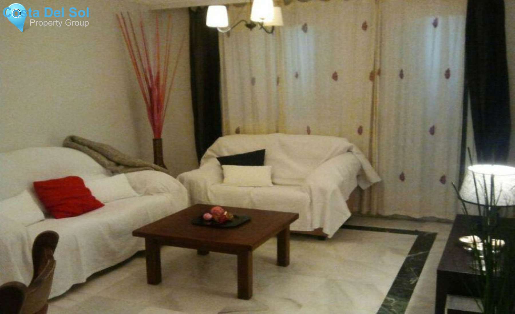 Middle Floor Apartment in Marbella-1505022