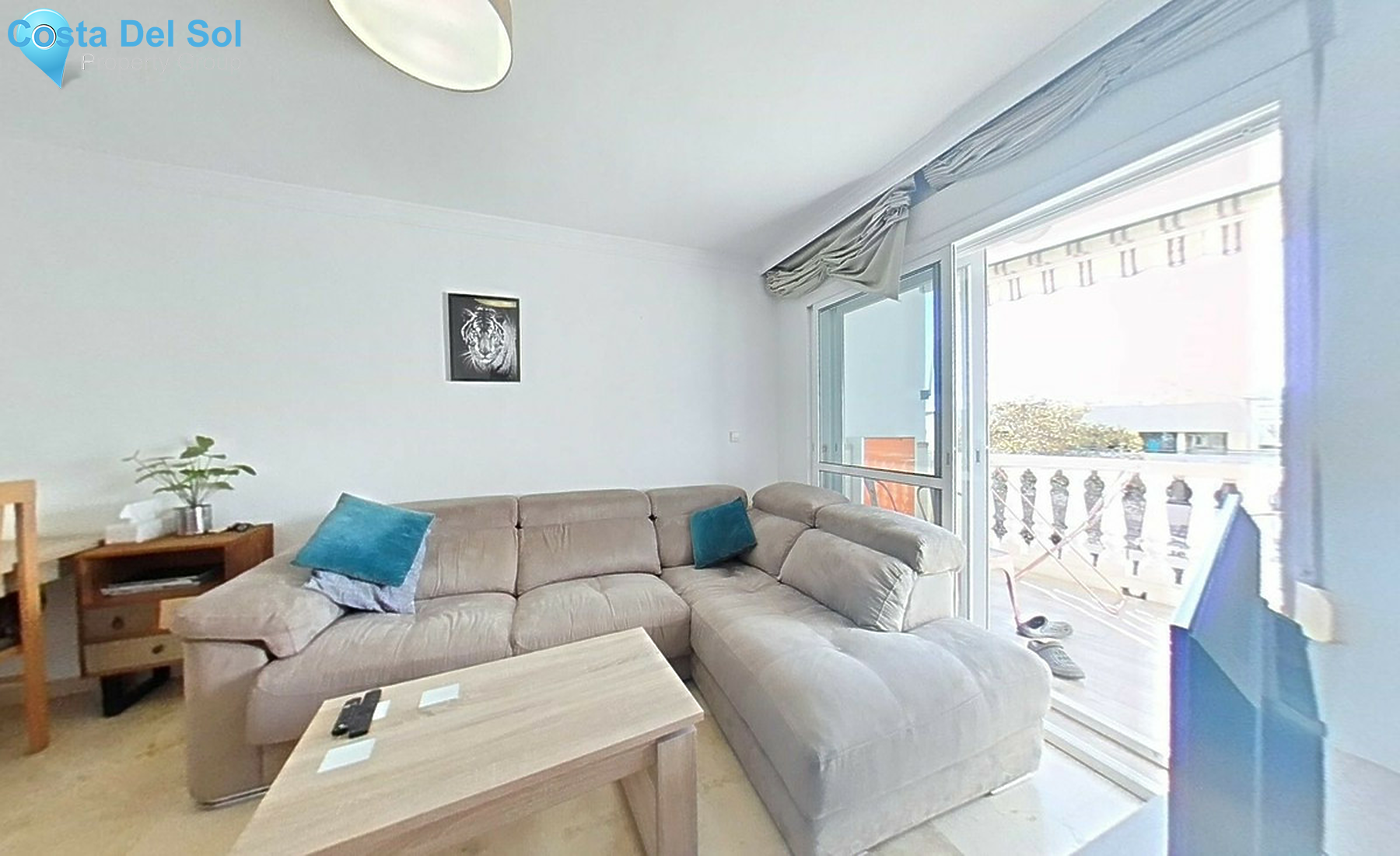 Middle Floor Apartment in Marbella-1522596