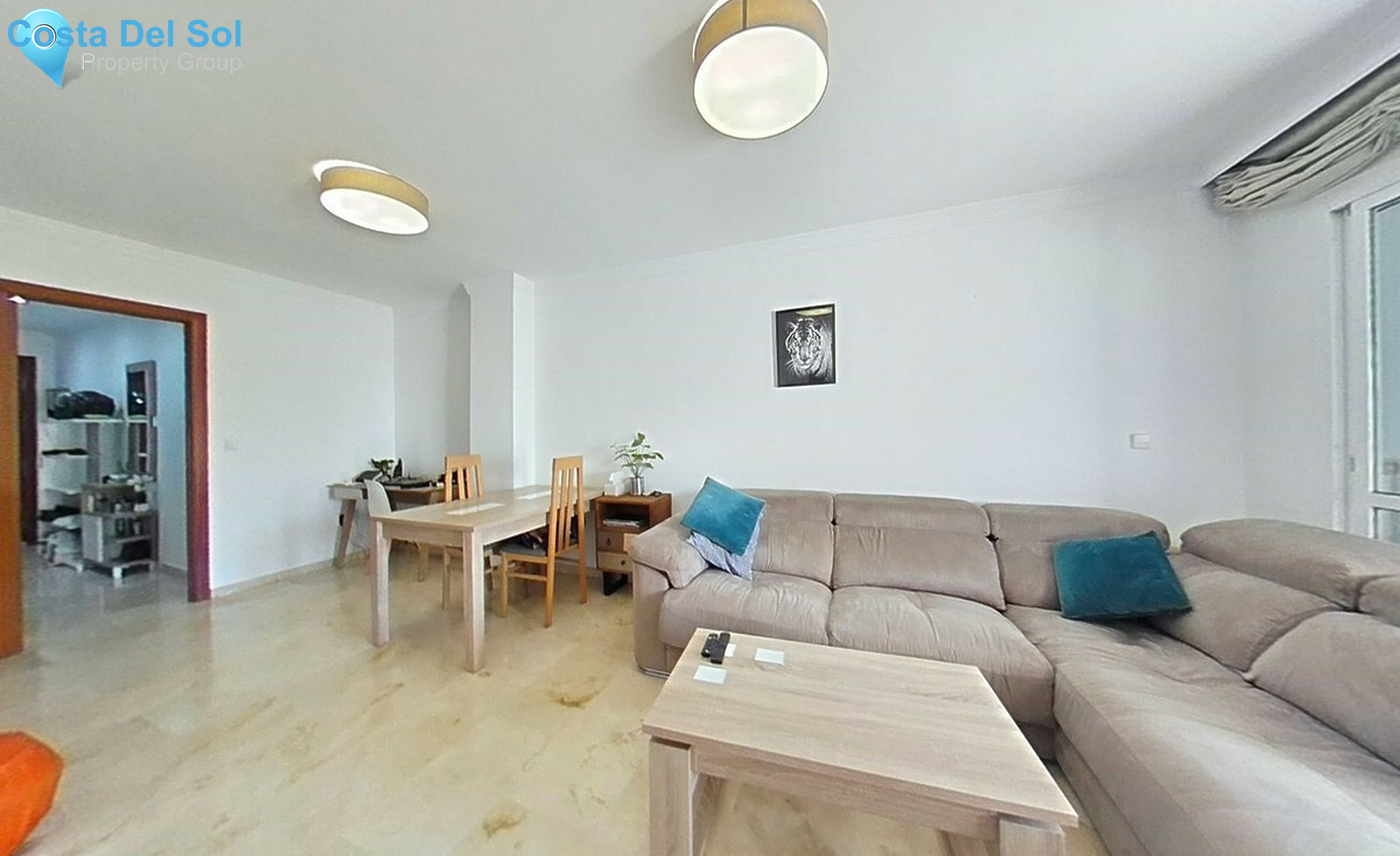Middle Floor Apartment in Marbella-1522587