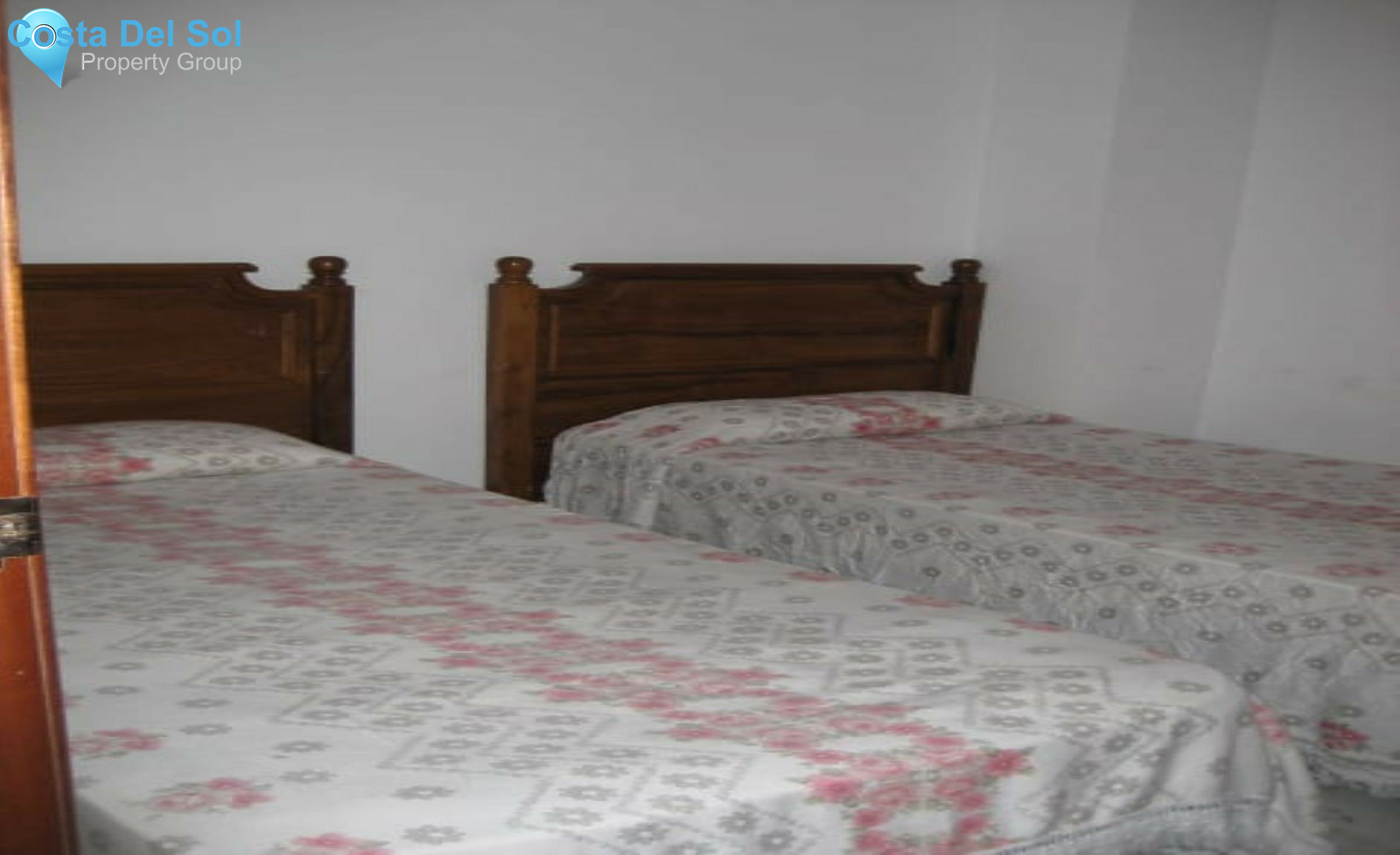 Middle Floor Apartment in Marbella-1523710