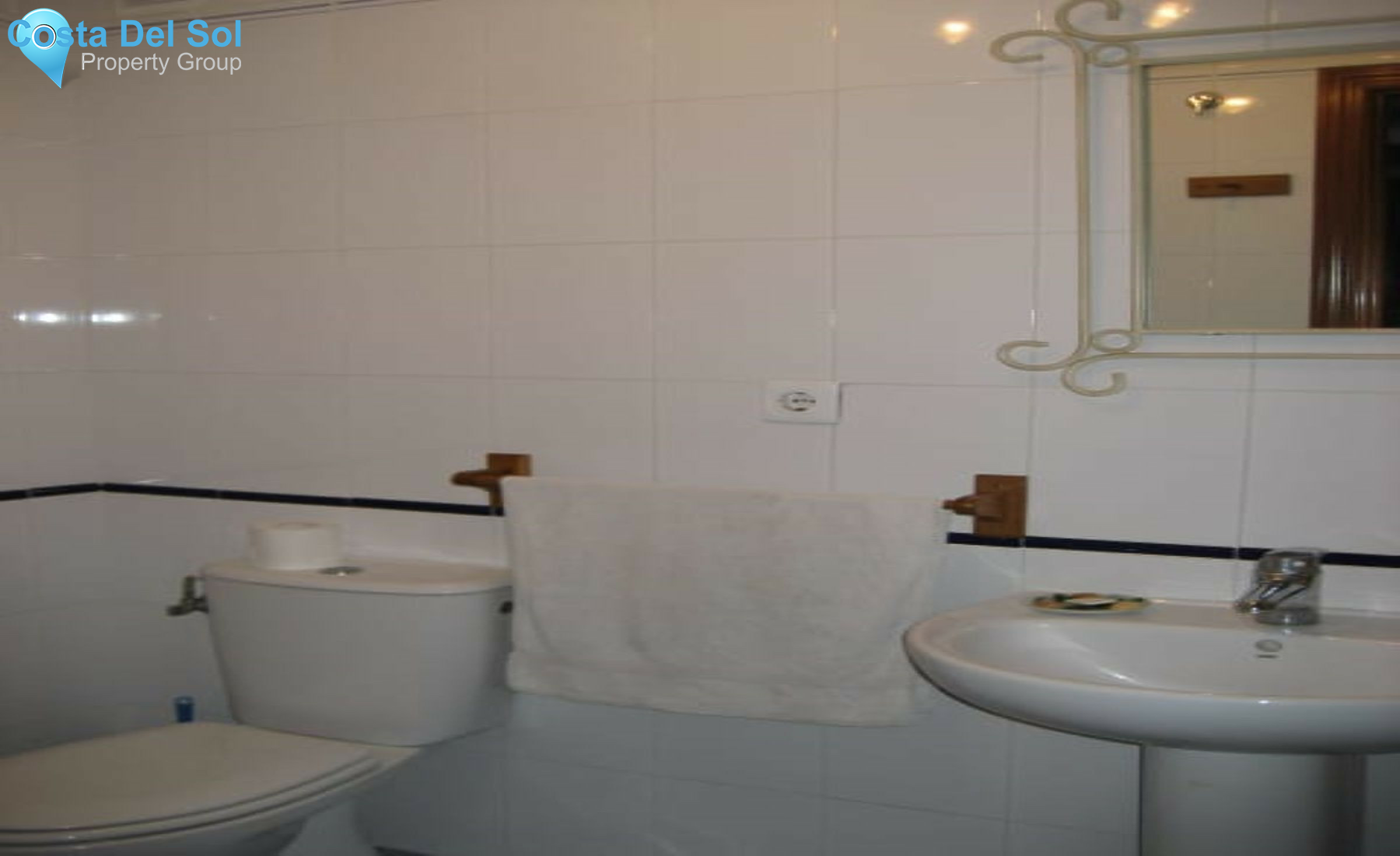 Middle Floor Apartment in Marbella-1523703